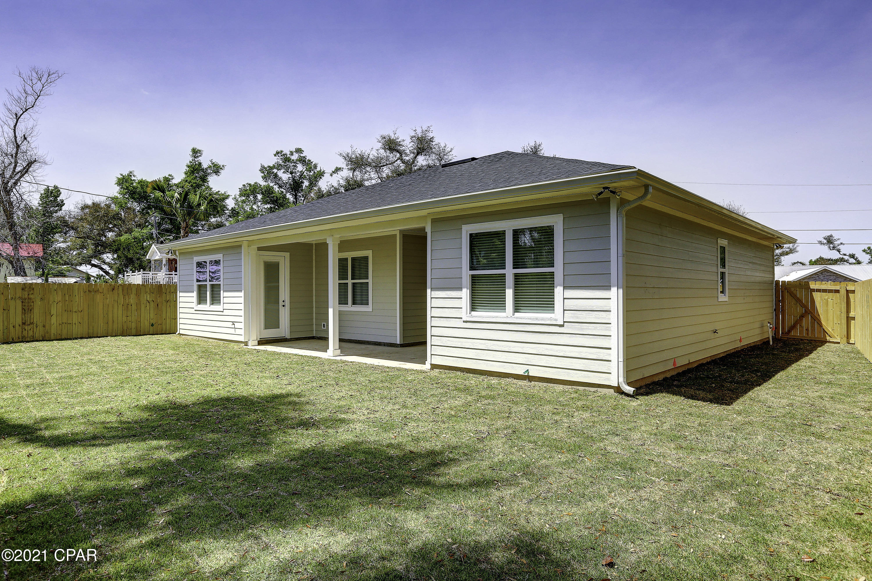 [No Recorded Subdiv] - Residential