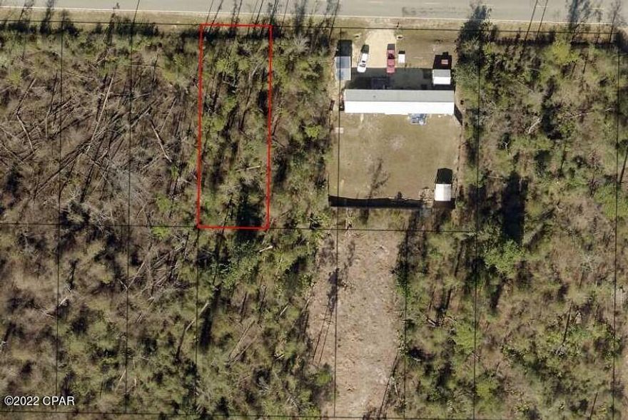 Approximately 0.15 acres just off of Hwy 231 in Fountain, FL. There are no restrictions against mobile homes and this parcel could be a great spot to build a home located approximately 30 min from Panama City, 35 min to Tyndall Air Force Base, 45 min Panama City Beaches and close to many state parks that have crystal clear springs to enjoy kayaking, swimming, and diving. Come enjoy all the beauty and privacy that North Florida has to offer!