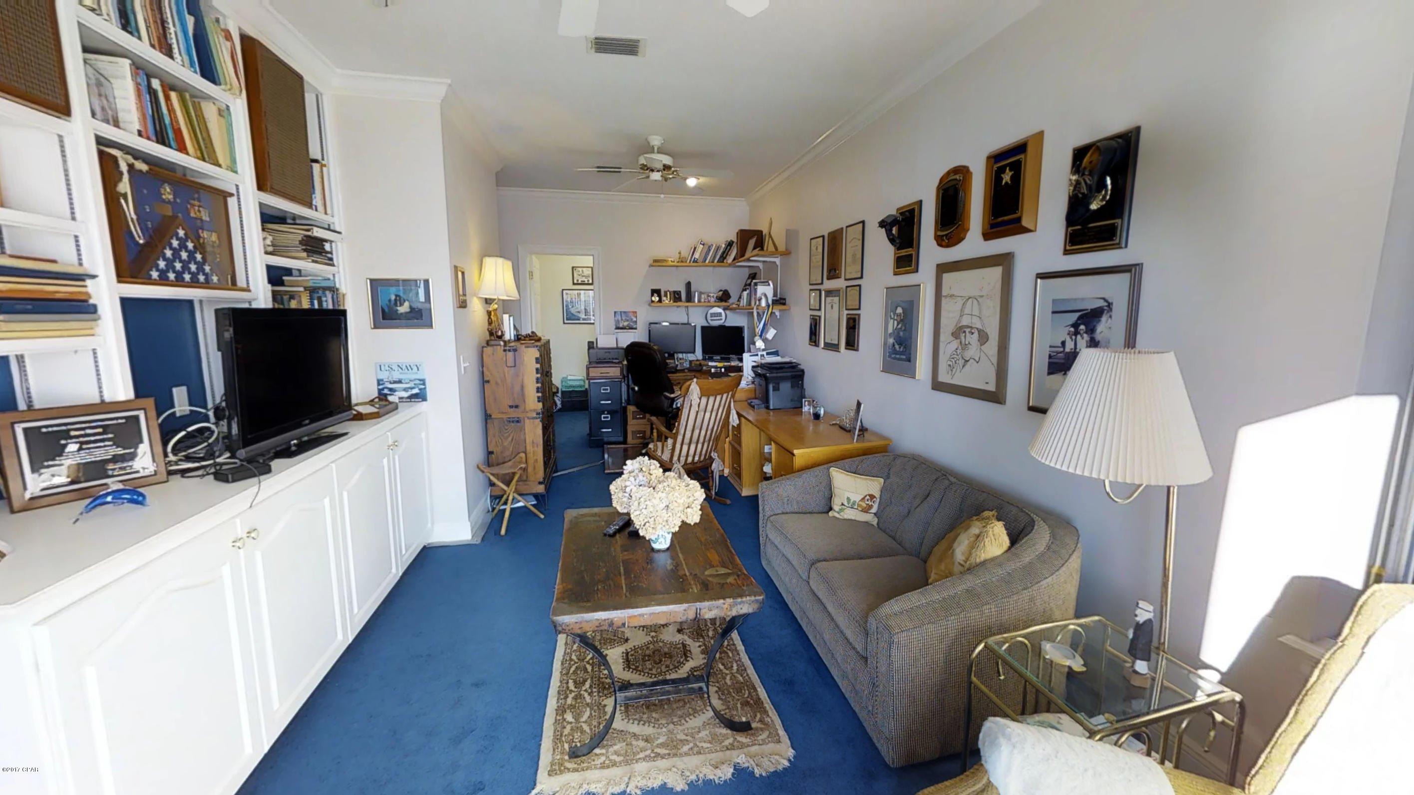 Grand Lagoon Banks - Residential