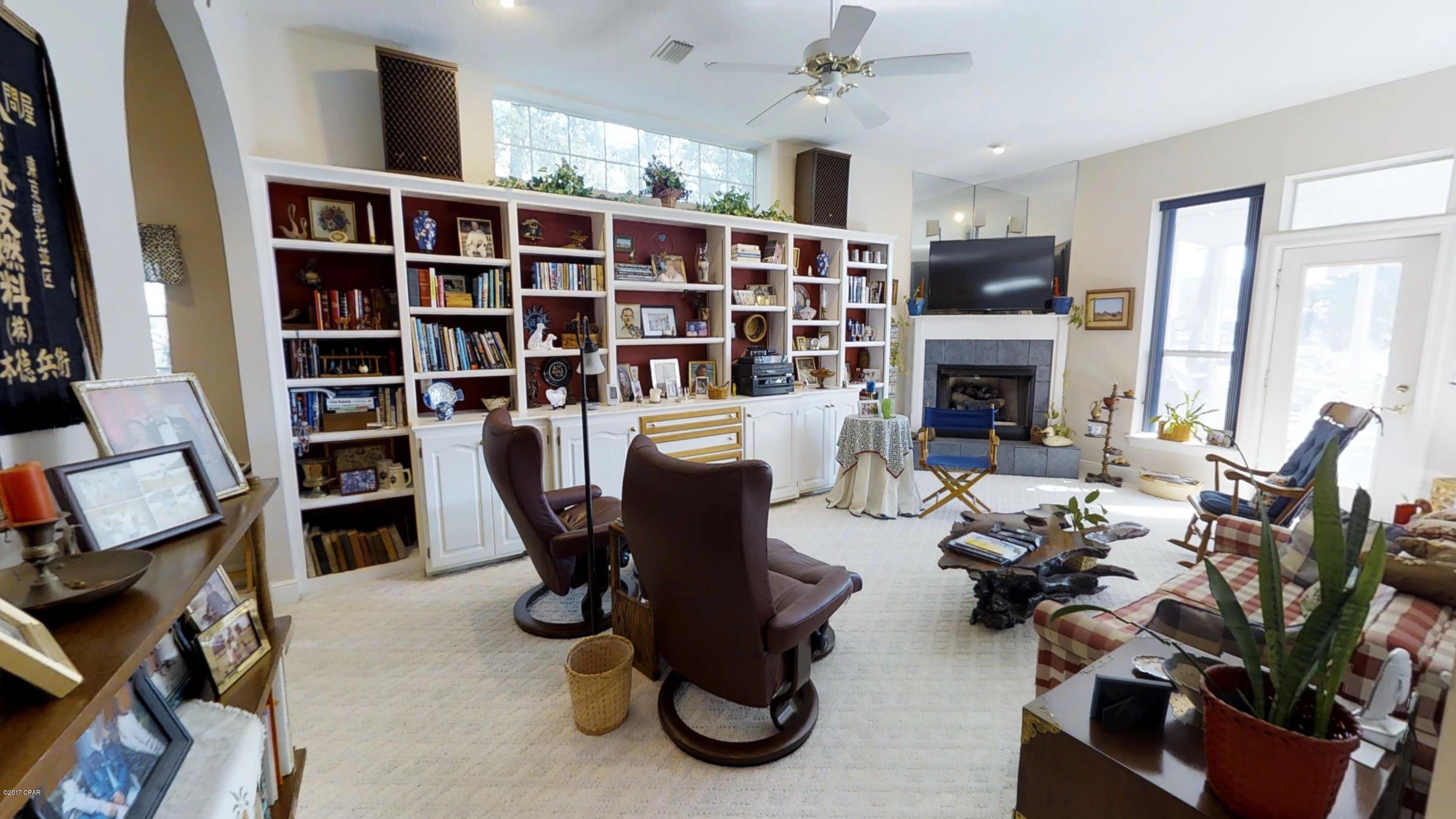 Grand Lagoon Banks - Residential