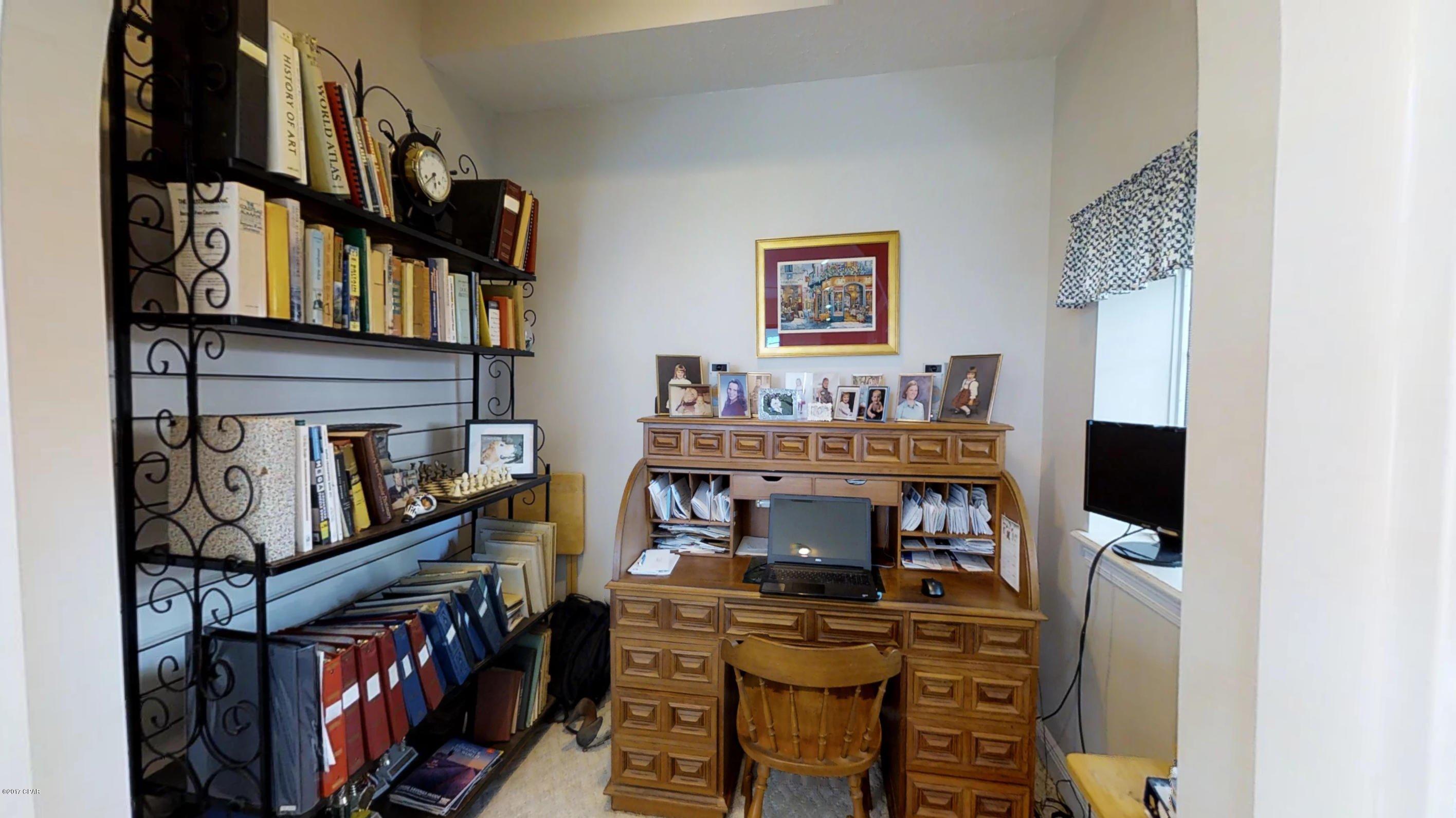 Grand Lagoon Banks - Residential