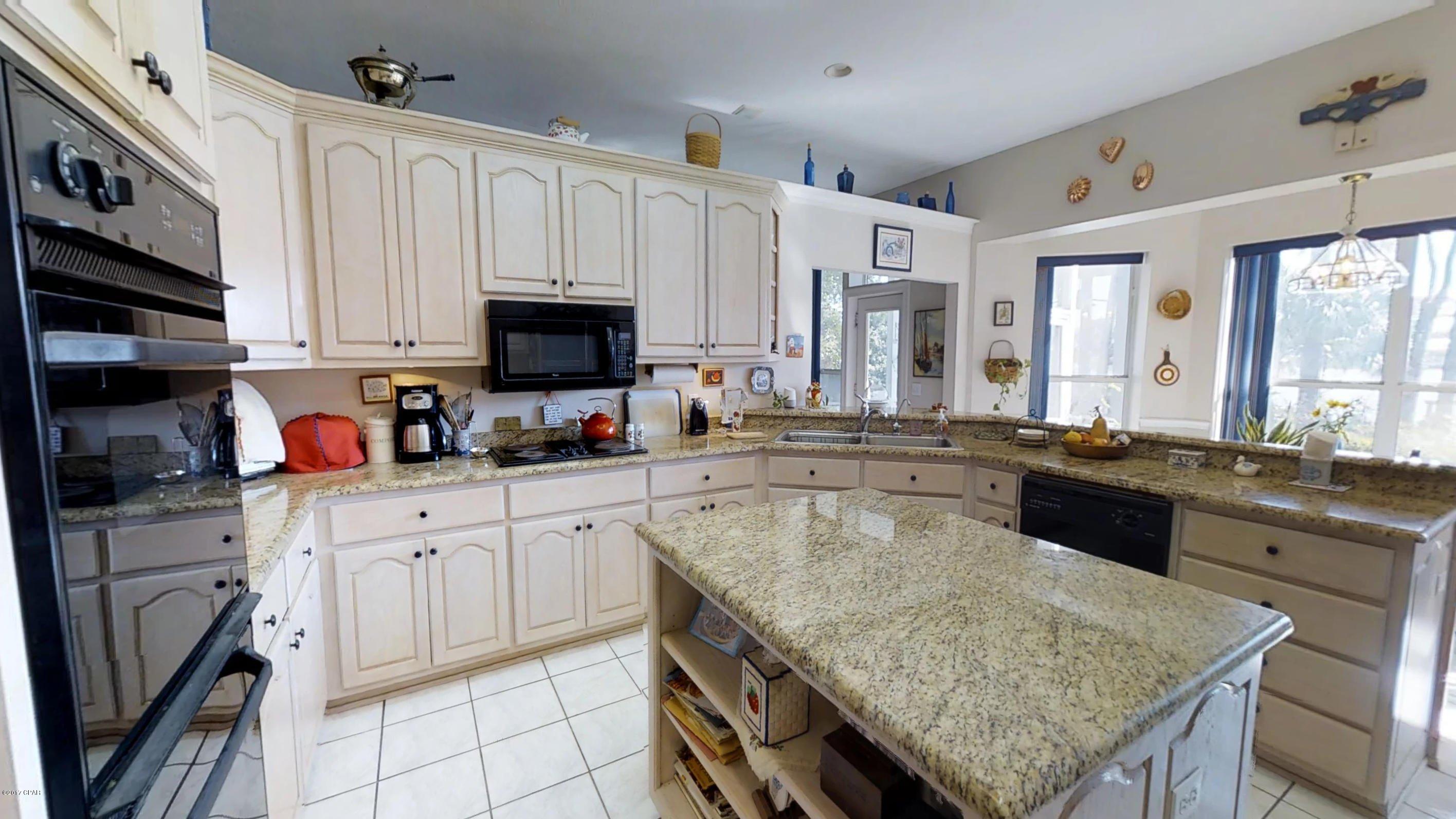 Grand Lagoon Banks - Residential