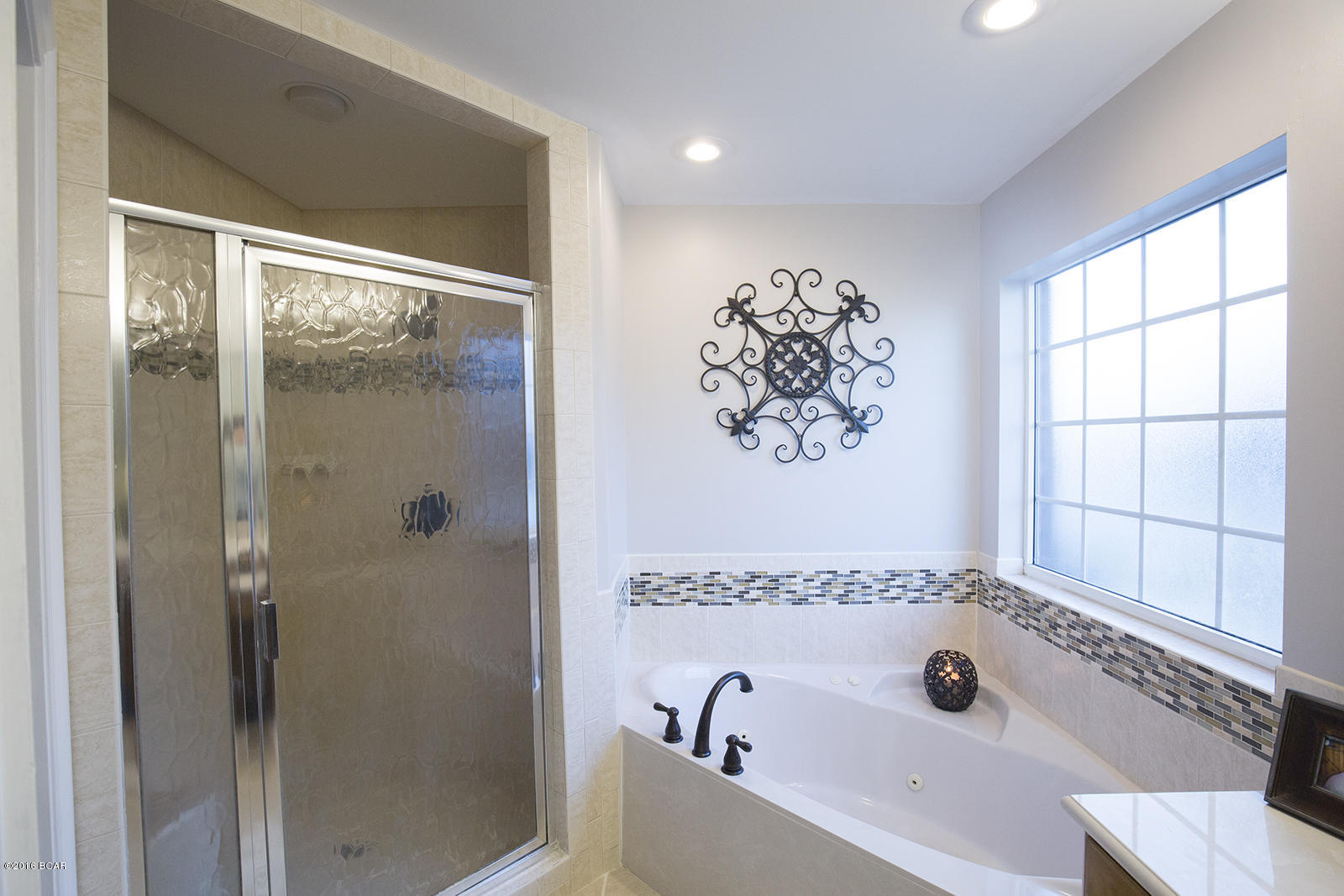 Kirkland Manor - Residential