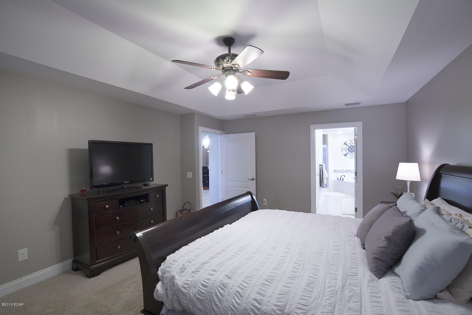 Kirkland Manor - Residential