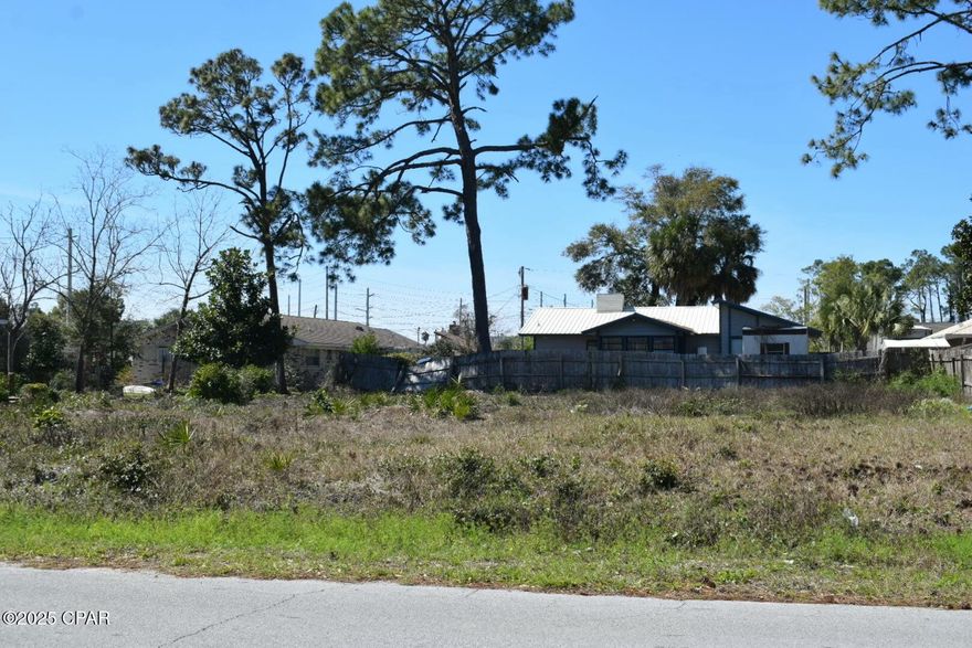 Build your dream home in beautiful Panama City Beach!
This prime 8,712 sq.ft. residential lot offers the perfect opportunity to enjoy coastal living, only few miles to the beach, shopping, dining, and entertainment.
Measurements are aproximate, must be verified  if it is important.