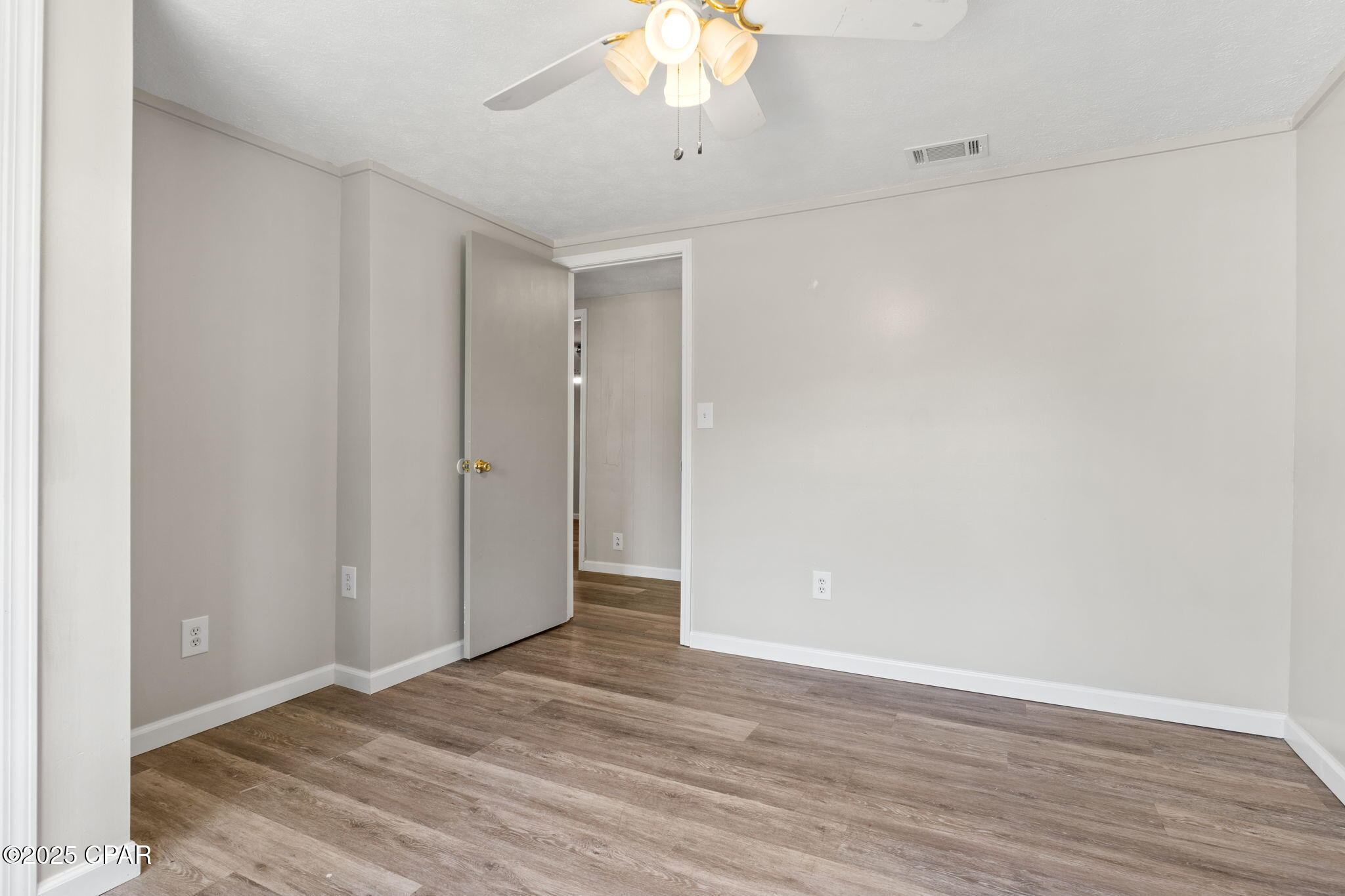 [No Recorded Subdiv] - Commercial Sale