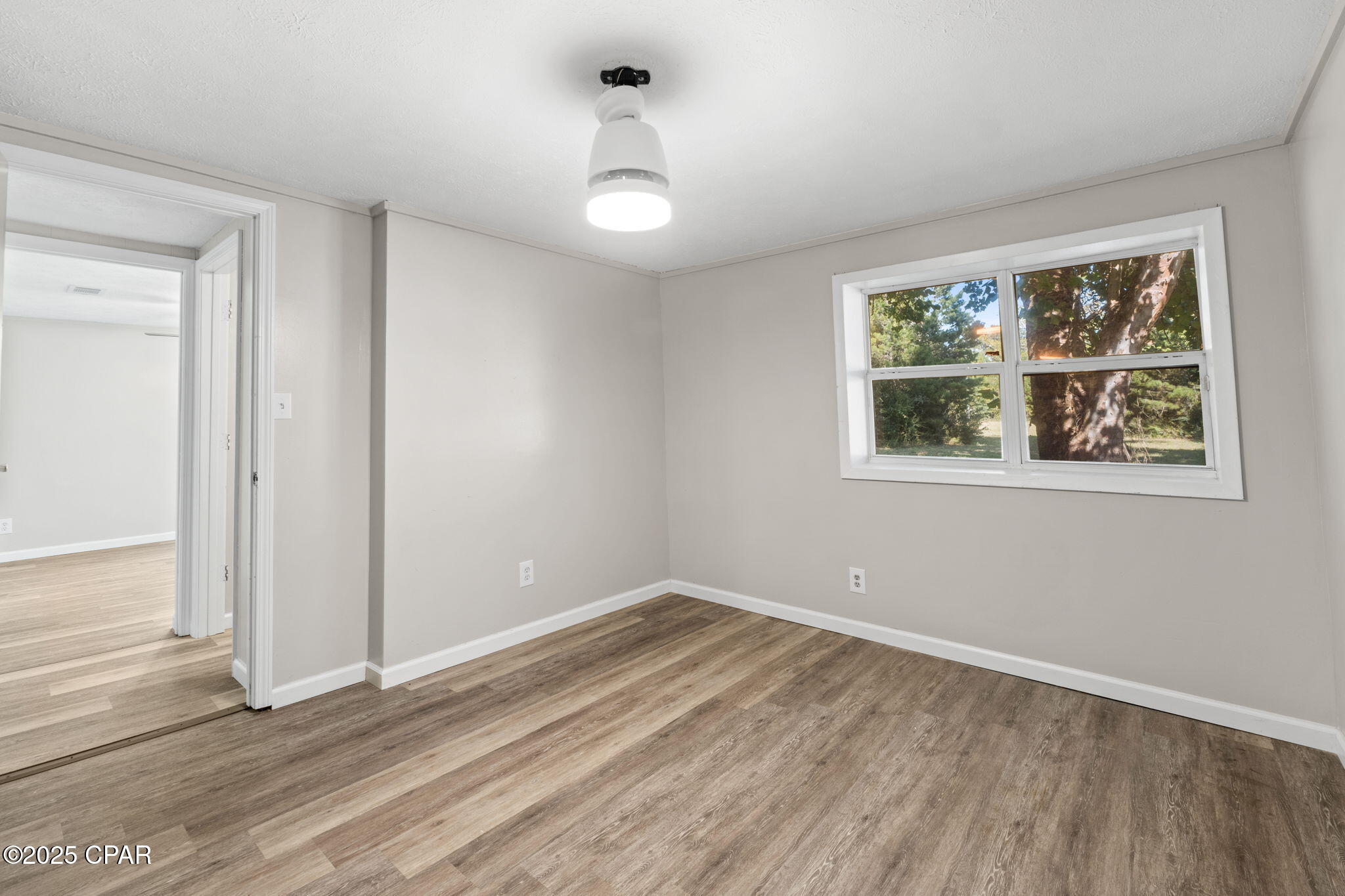 [No Recorded Subdiv] - Commercial Sale