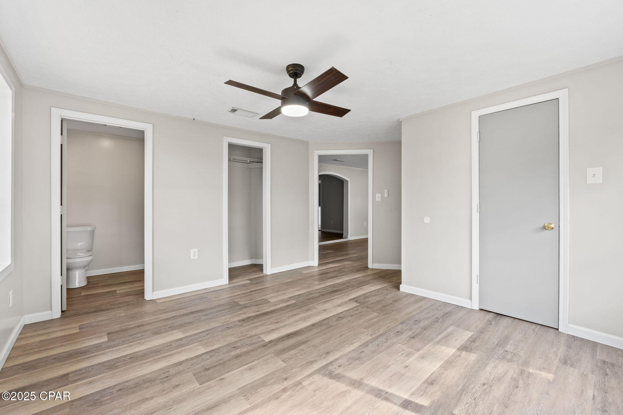 [No Recorded Subdiv] - Commercial Sale