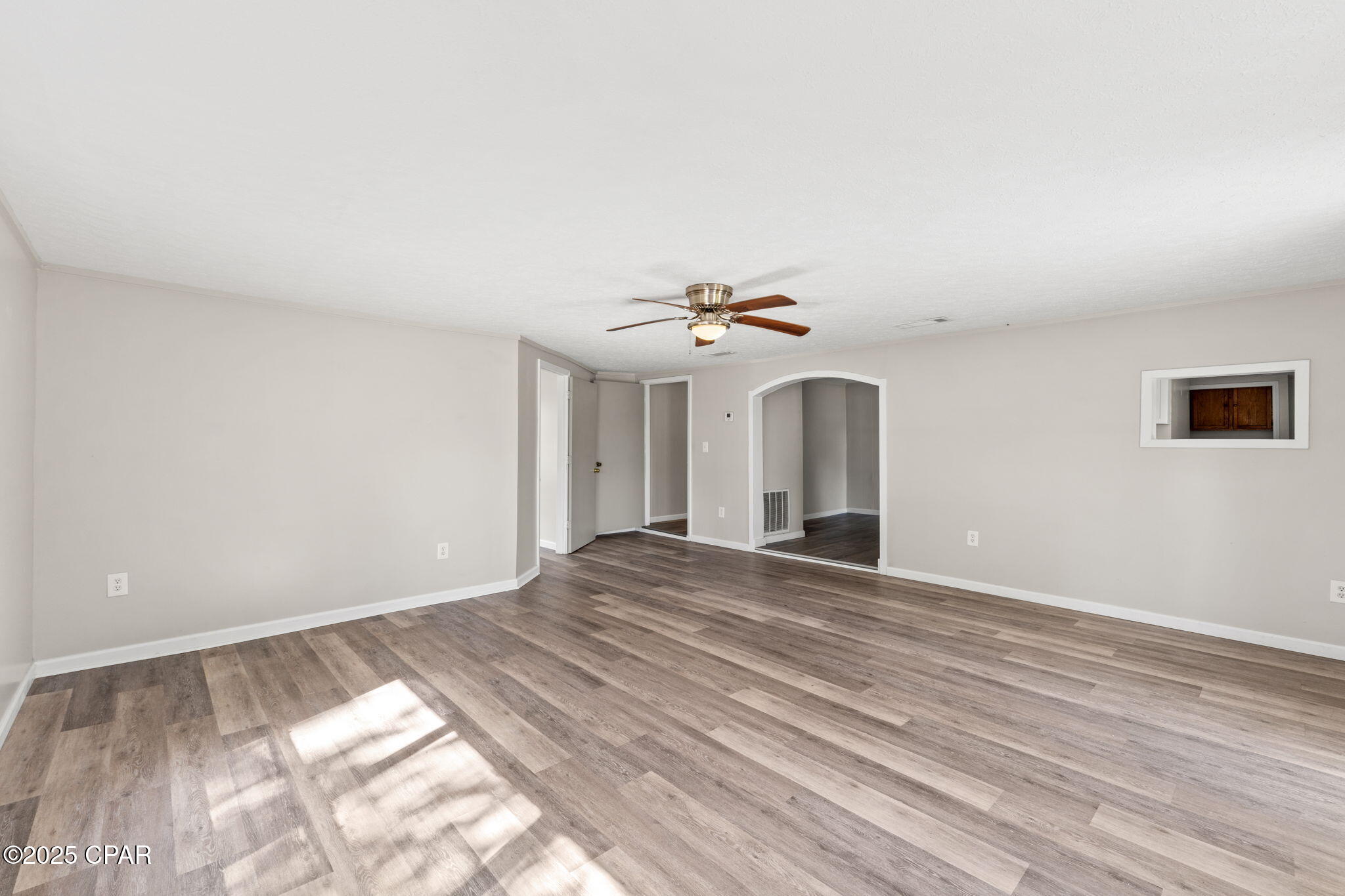 [No Recorded Subdiv] - Commercial Sale