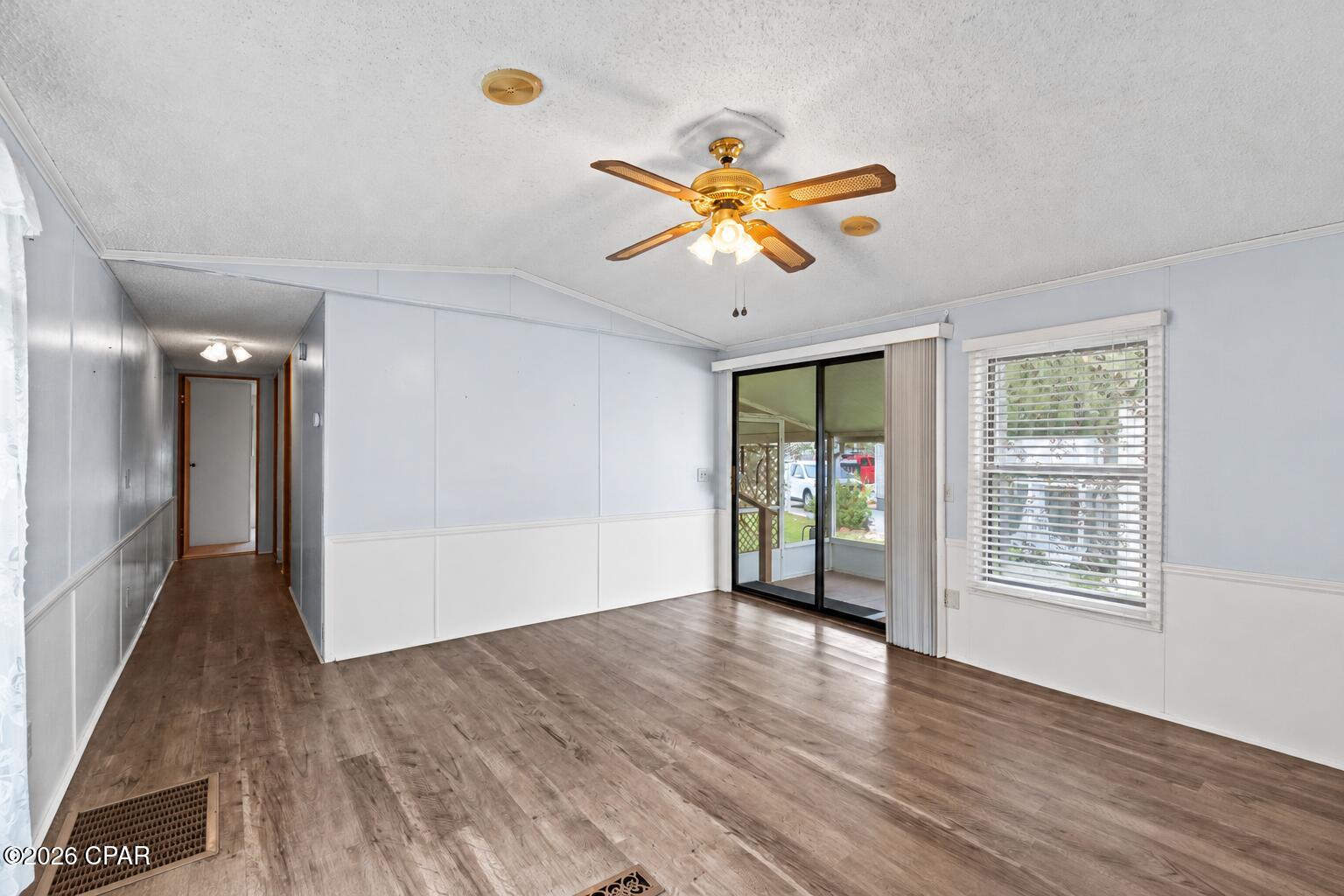 1623 Acre Circle