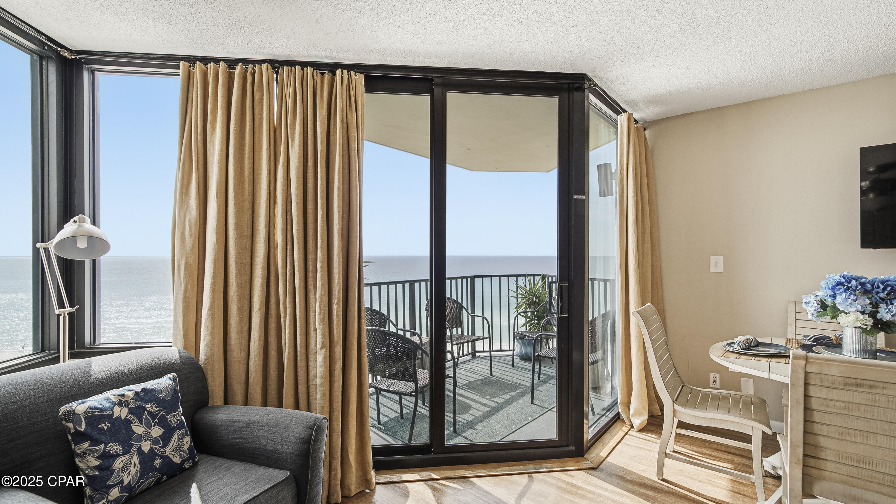 Sunbird Condo - Residential