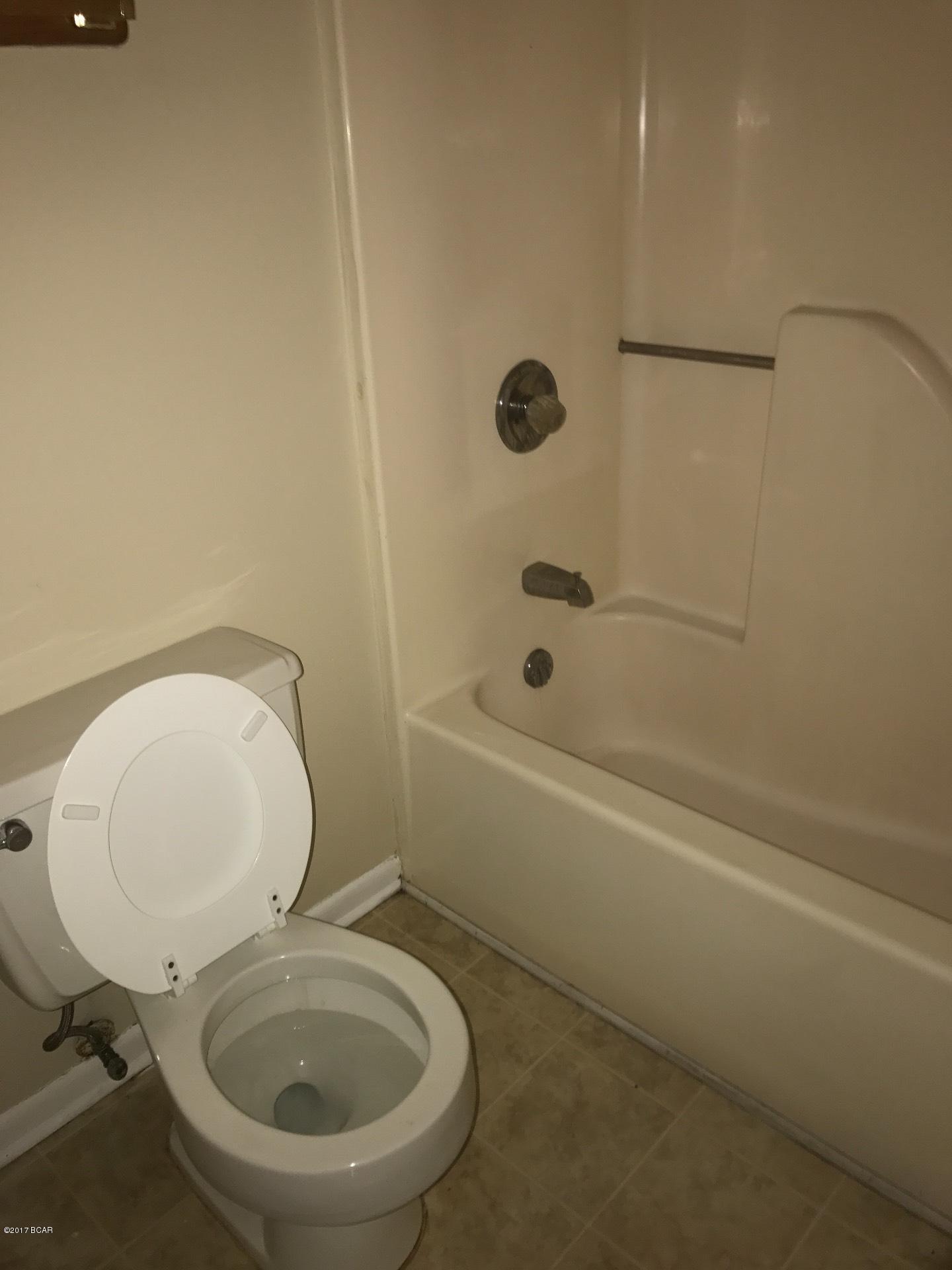 Hidden Lagoon - Residential Lease