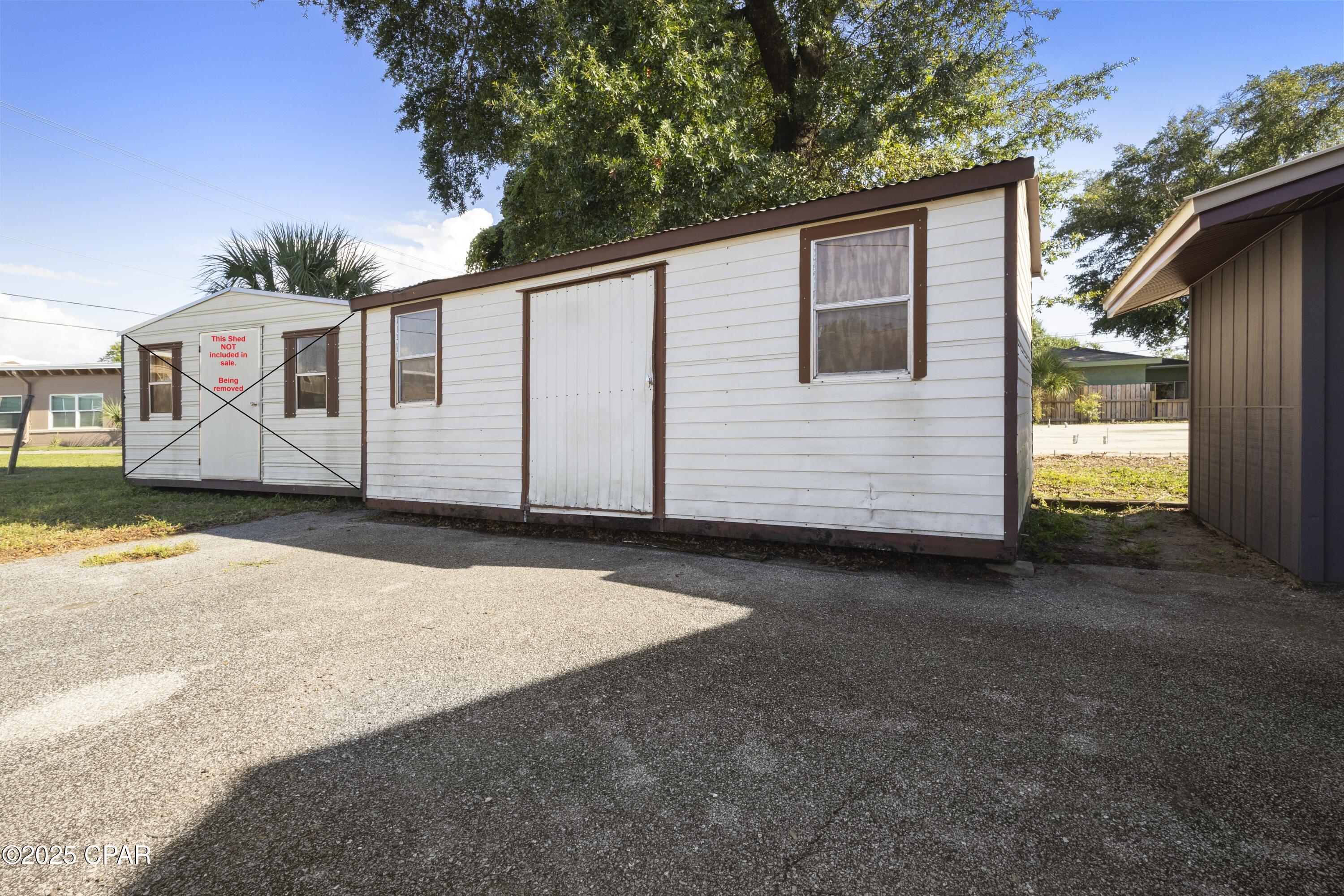 Skyland - Commercial Sale