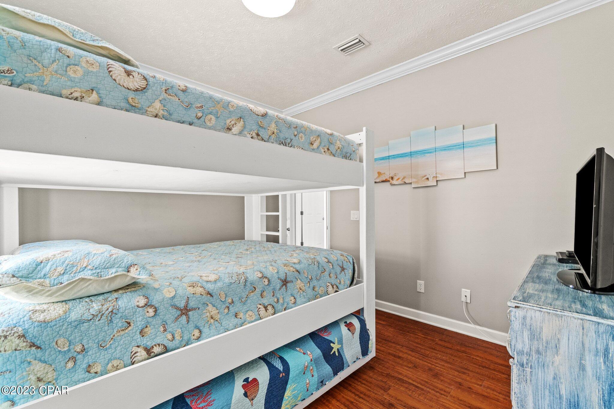 Shores - Residential