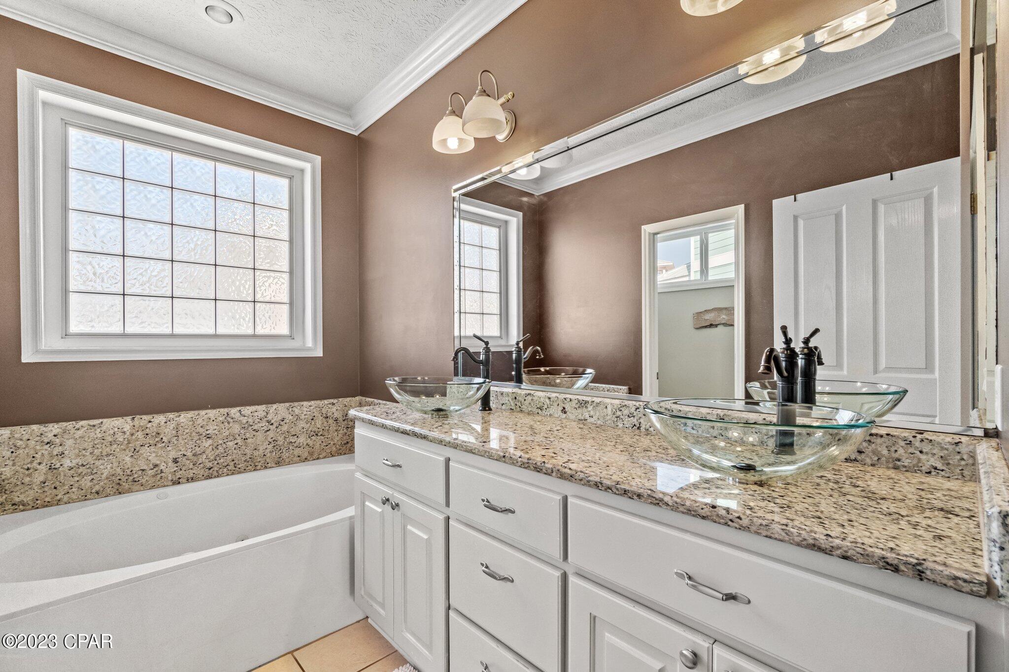 Shores - Residential