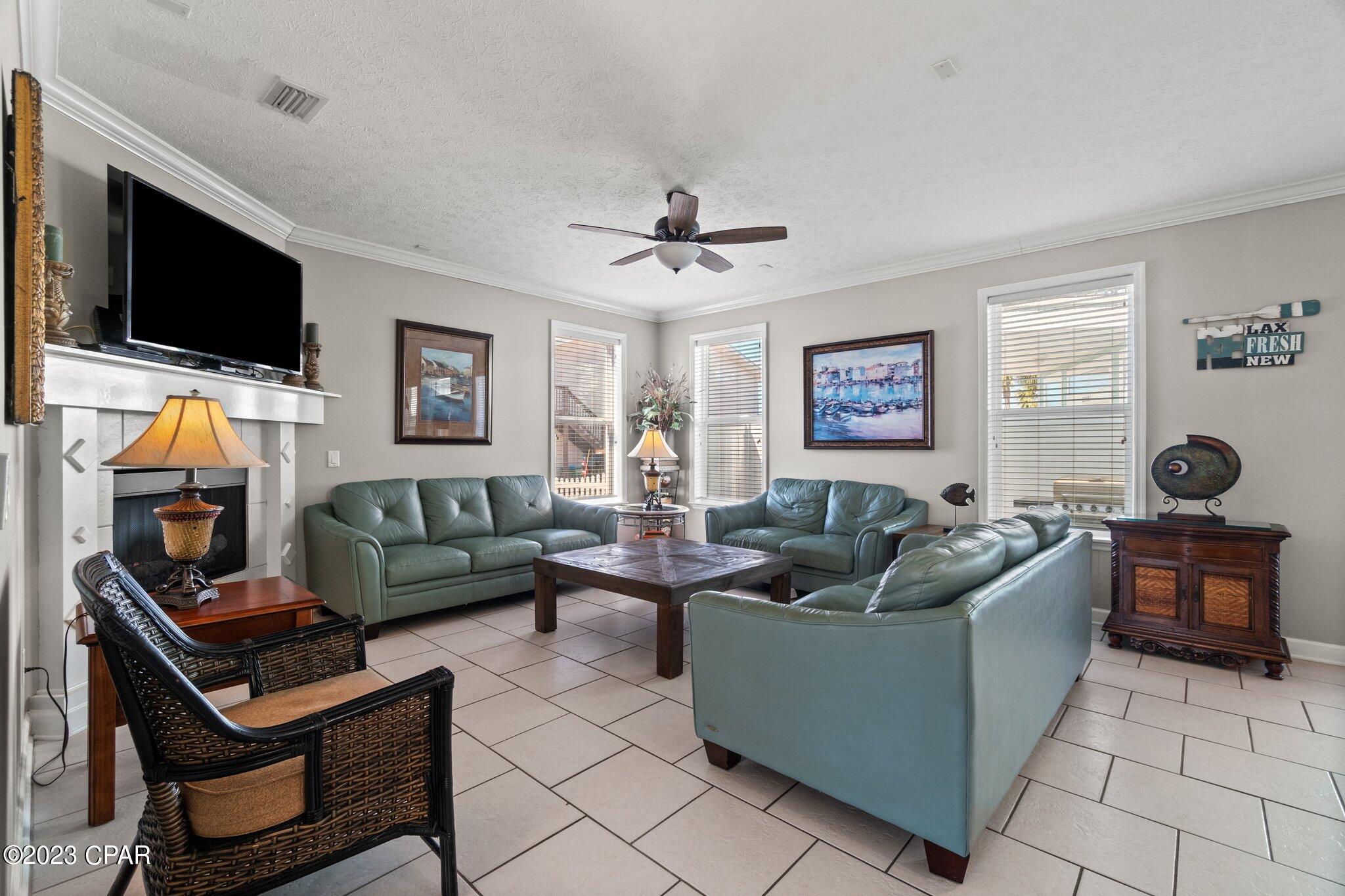 Shores - Residential