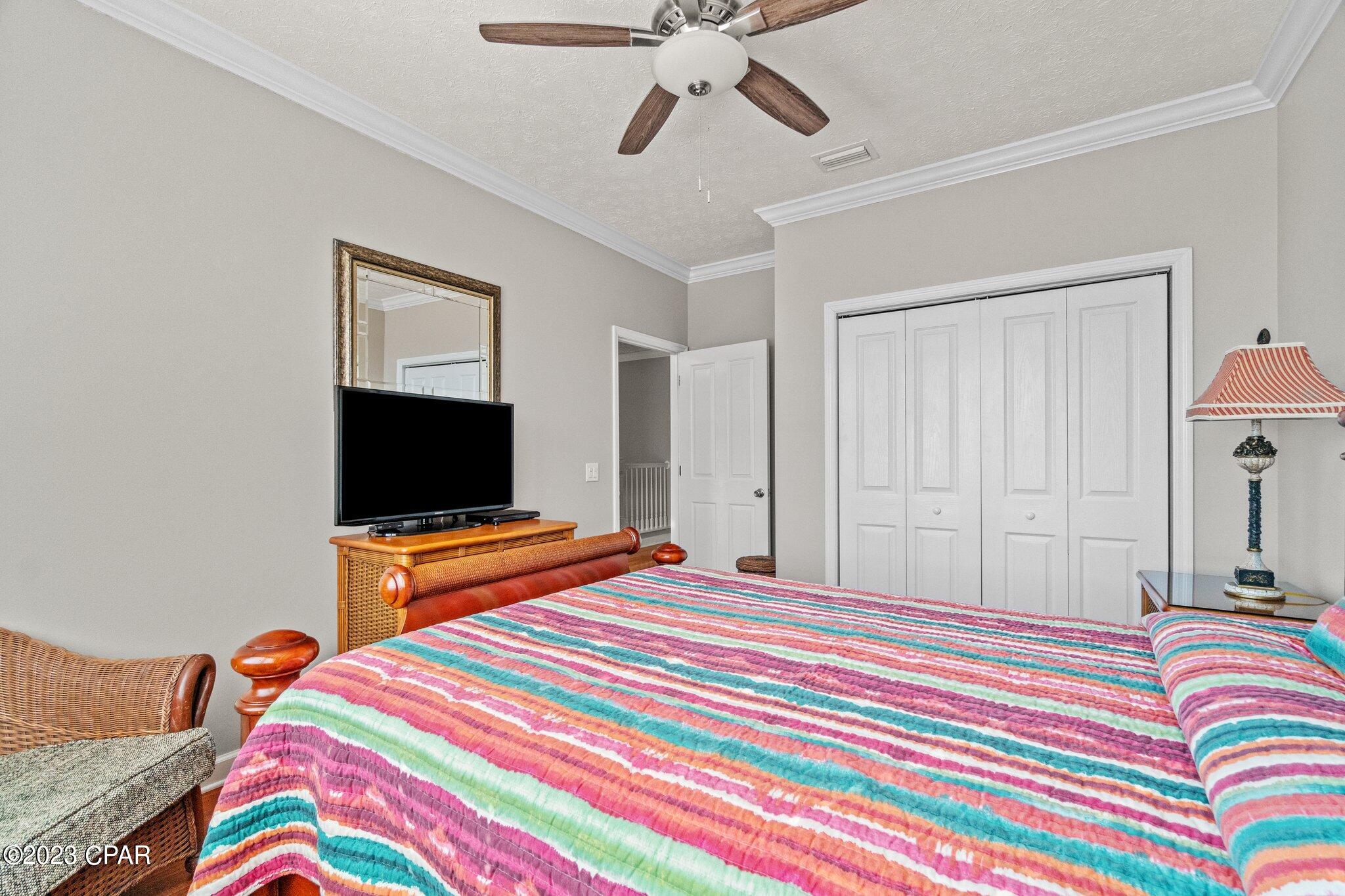 Shores - Residential