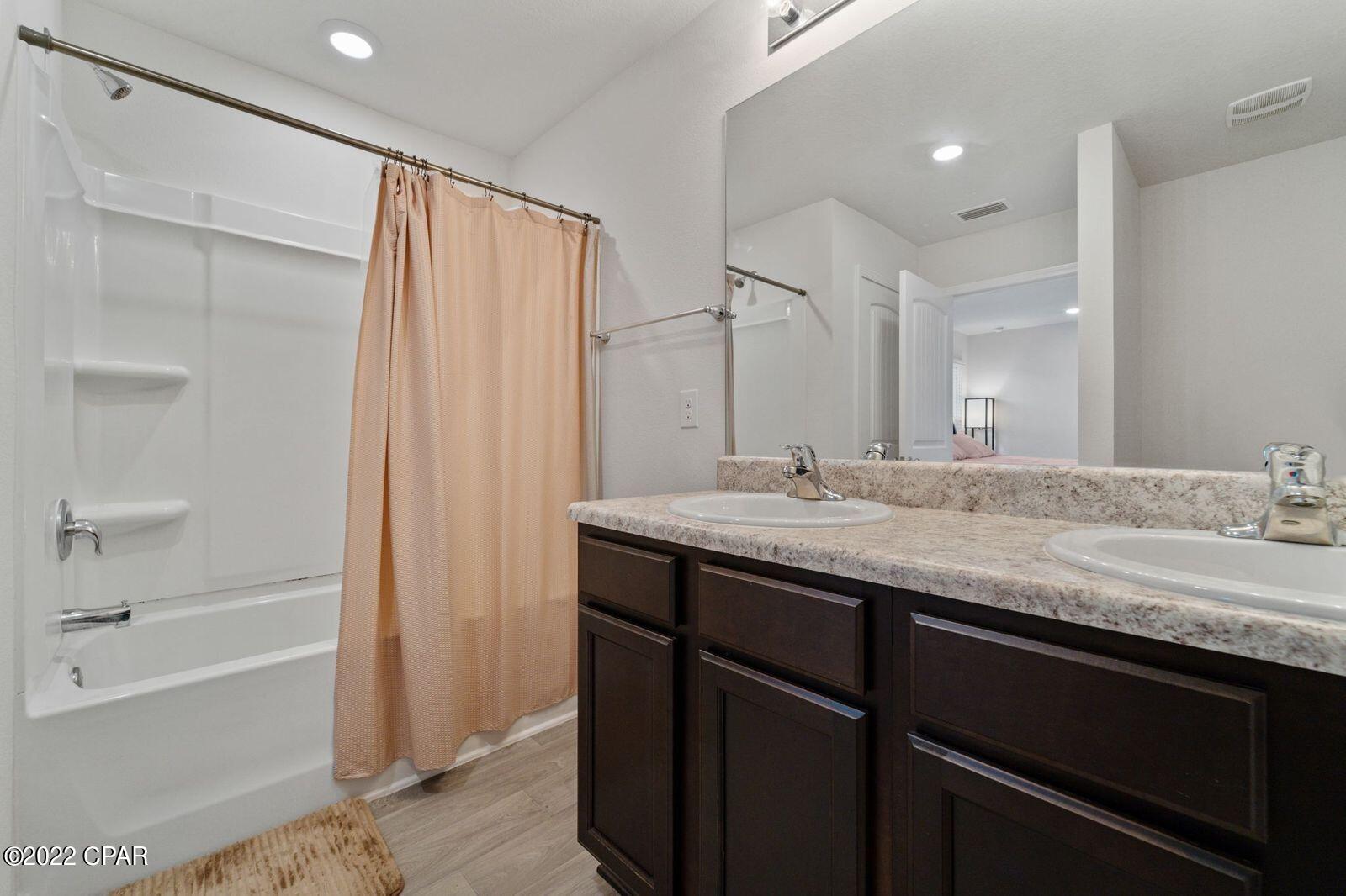 Bridge Harbor - Residential