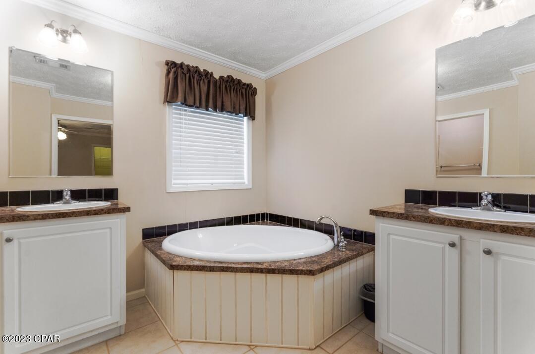 Steel Field Fish Camp - Residential