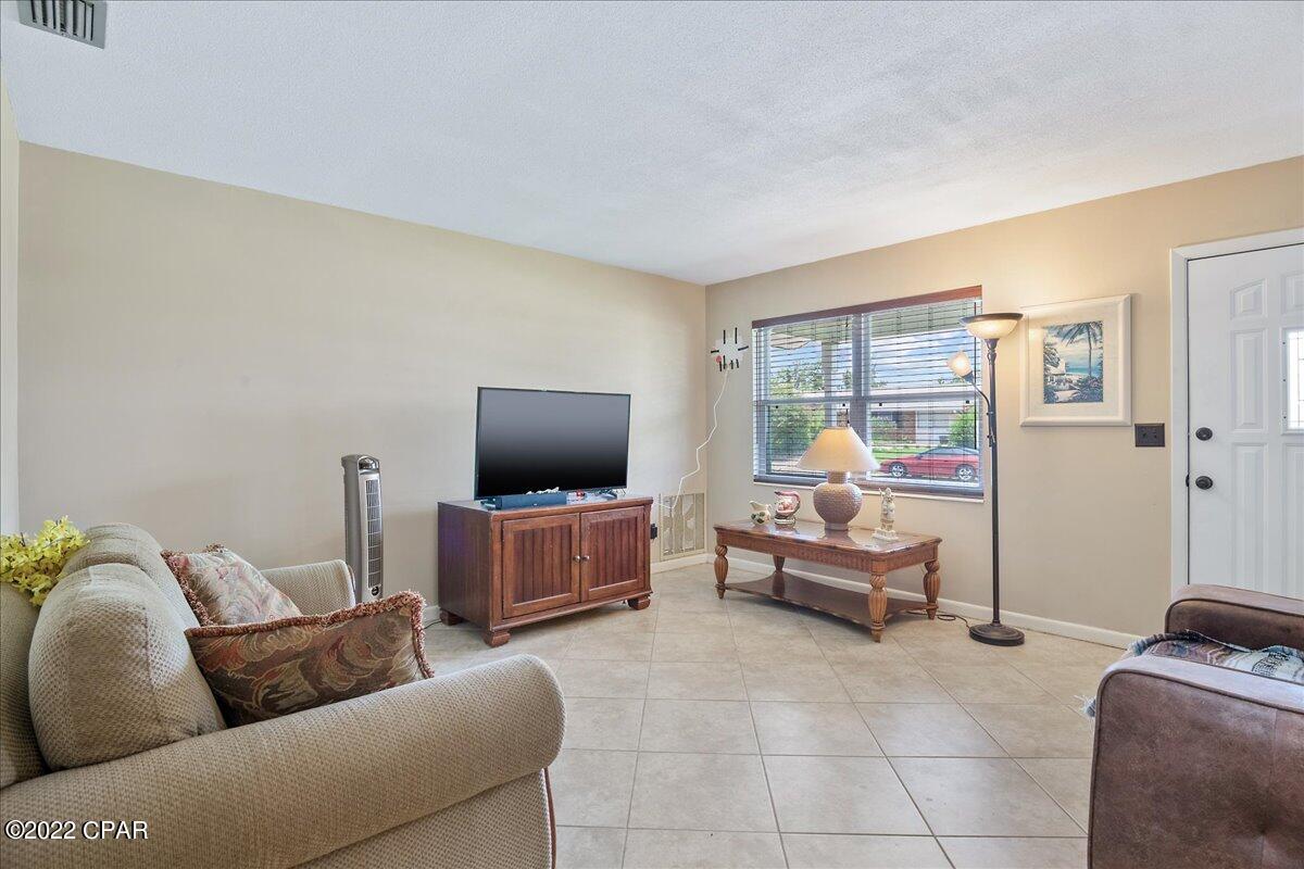 Greenbriar Estates 1 - Residential