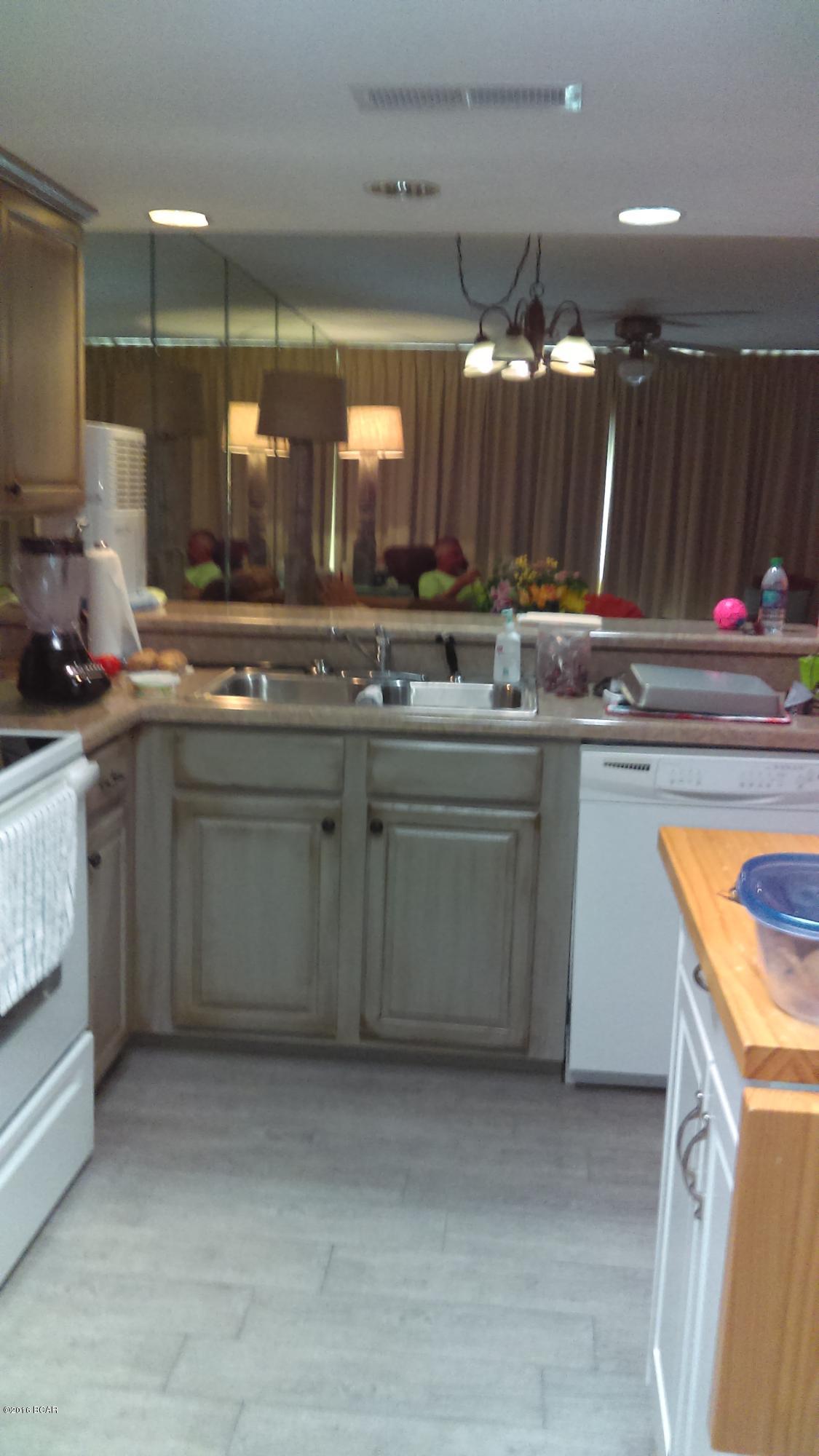 The Commodore - Residential