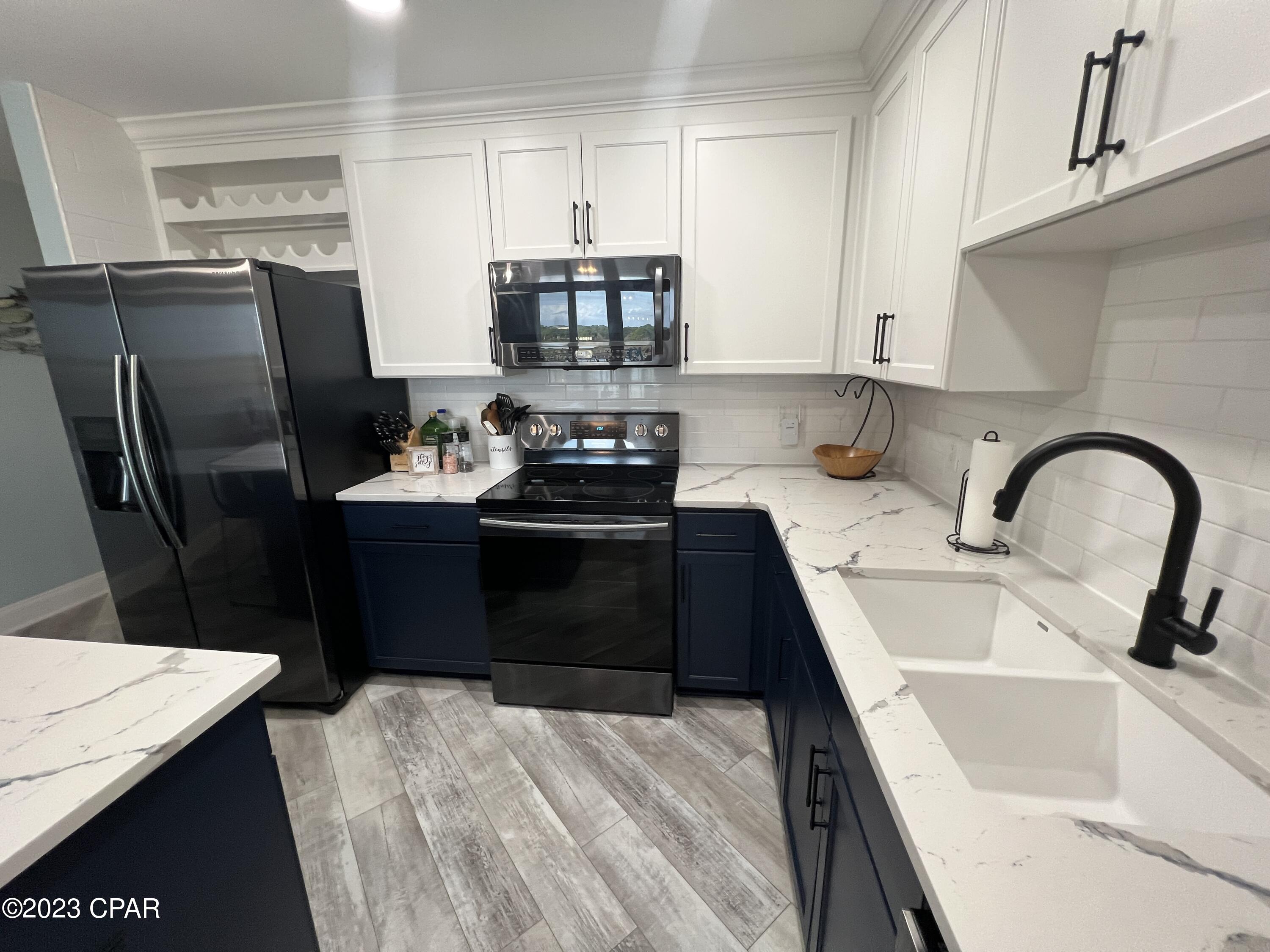 Laketown Wharf - Residential