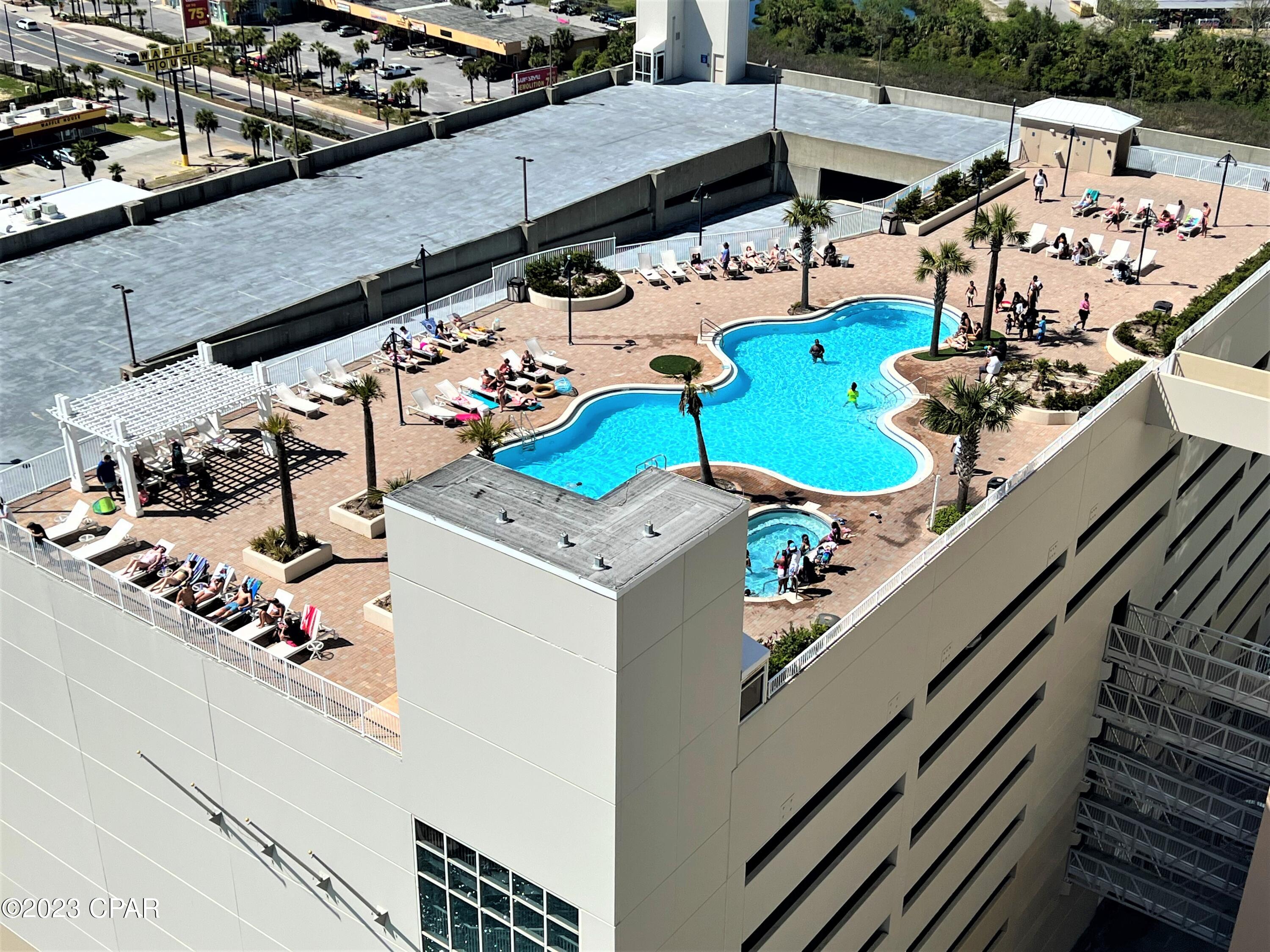 Laketown Wharf - Residential