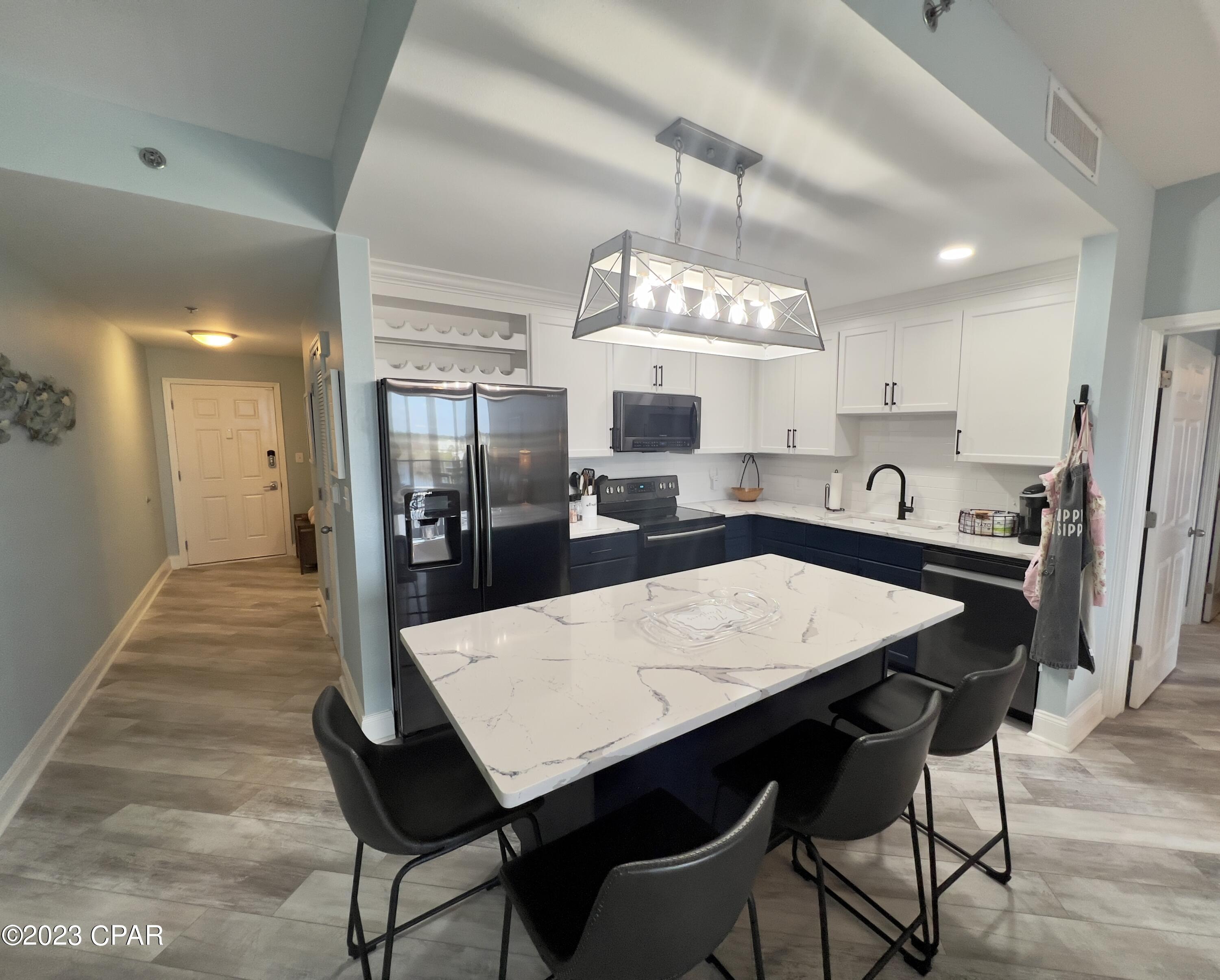 Laketown Wharf - Residential