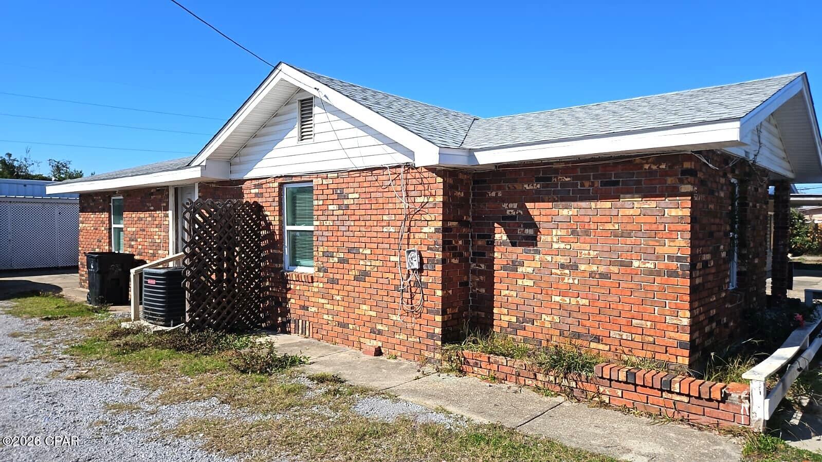 [No Recorded Subdiv] - Residential Lease