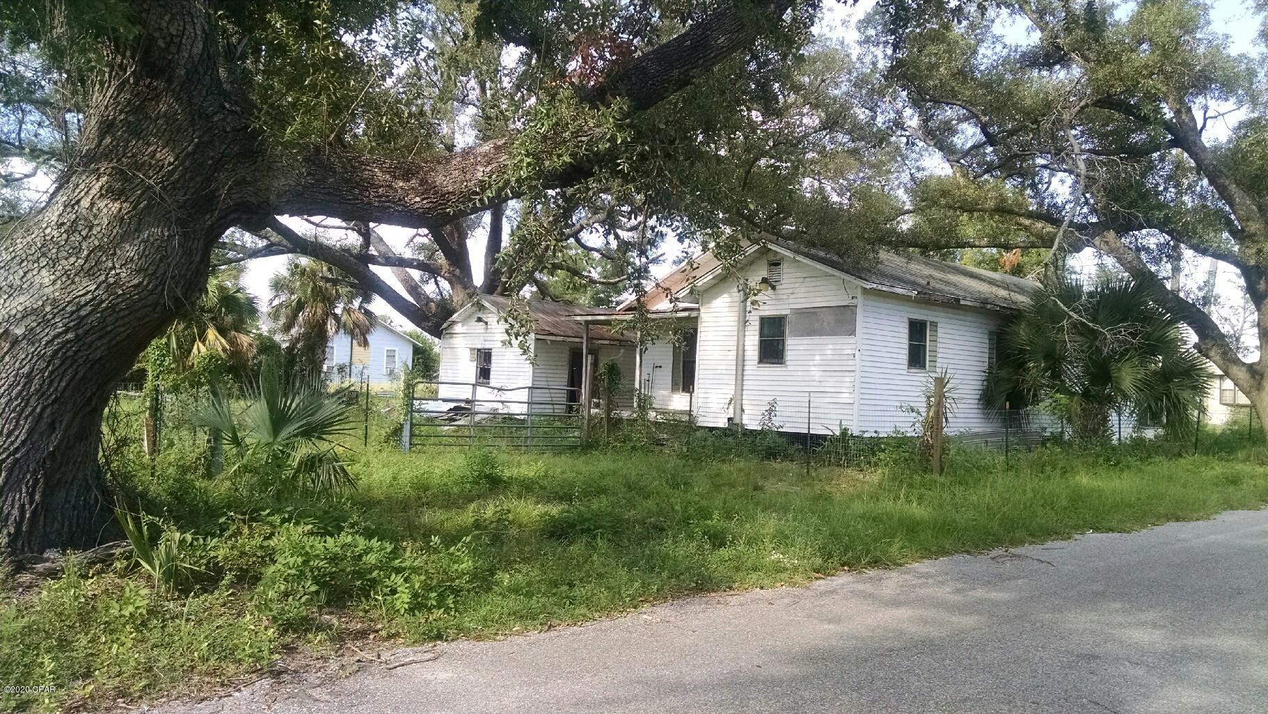 Pinecrest Add. - Residential