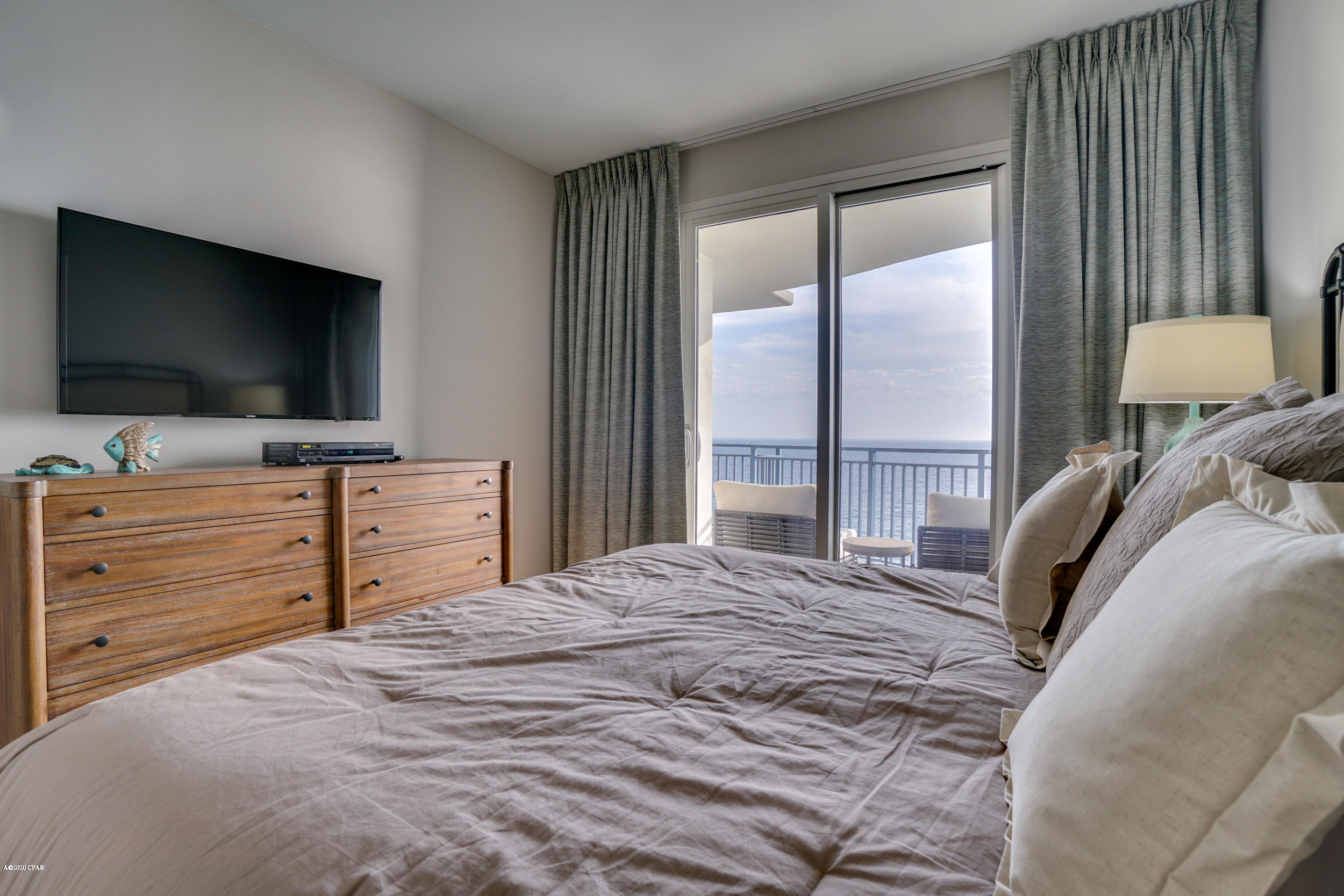 Sterling Breeze - Residential