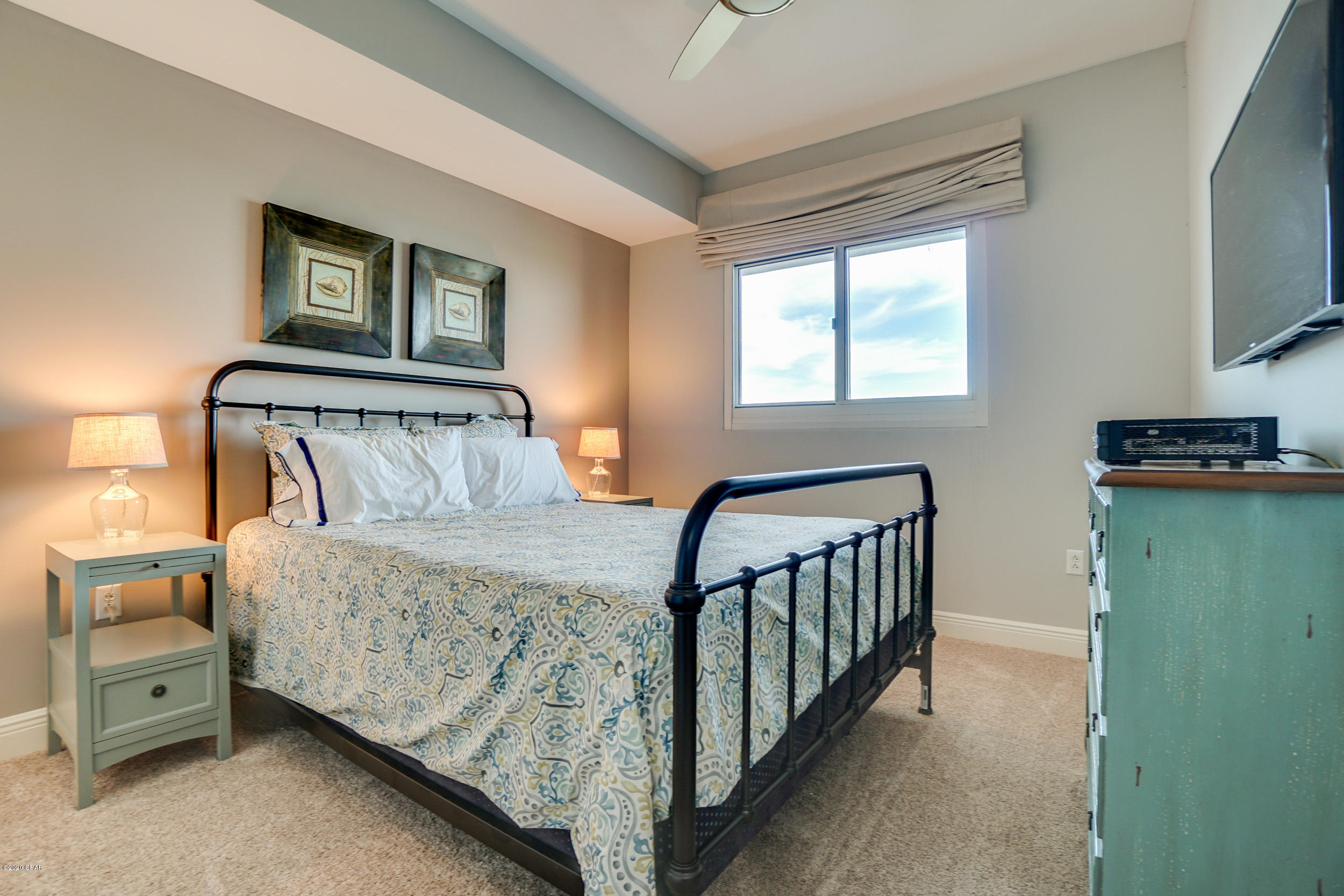 Sterling Breeze - Residential