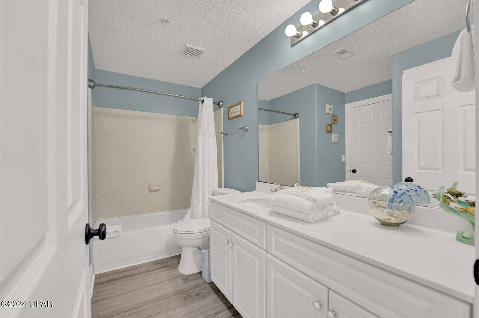 Ocean Ritz - Residential