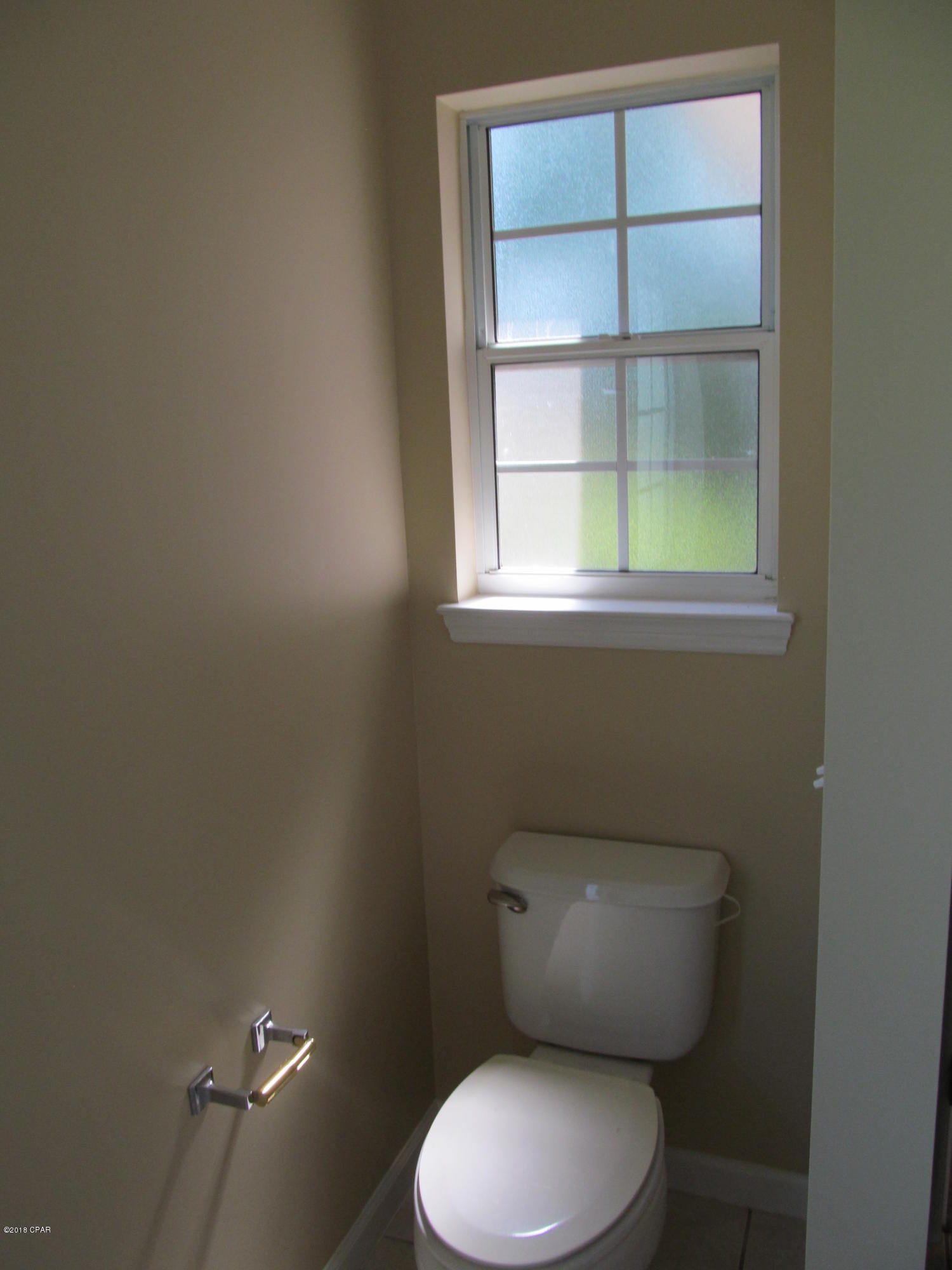 Hidden Pines Phase I - Residential Lease