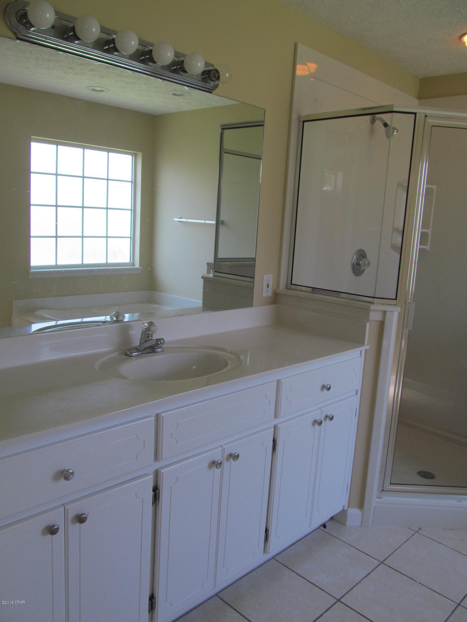 Hidden Pines Phase I - Residential Lease