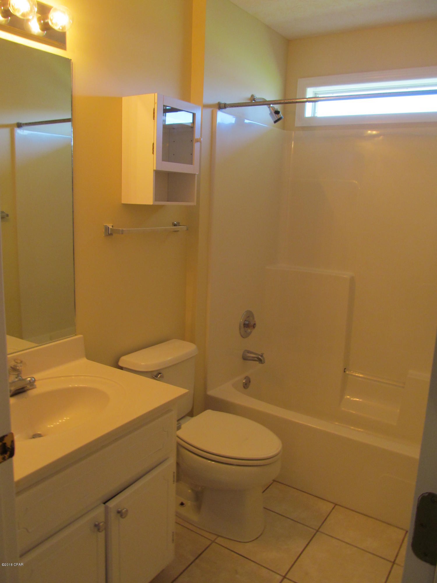 Hidden Pines Phase I - Residential Lease