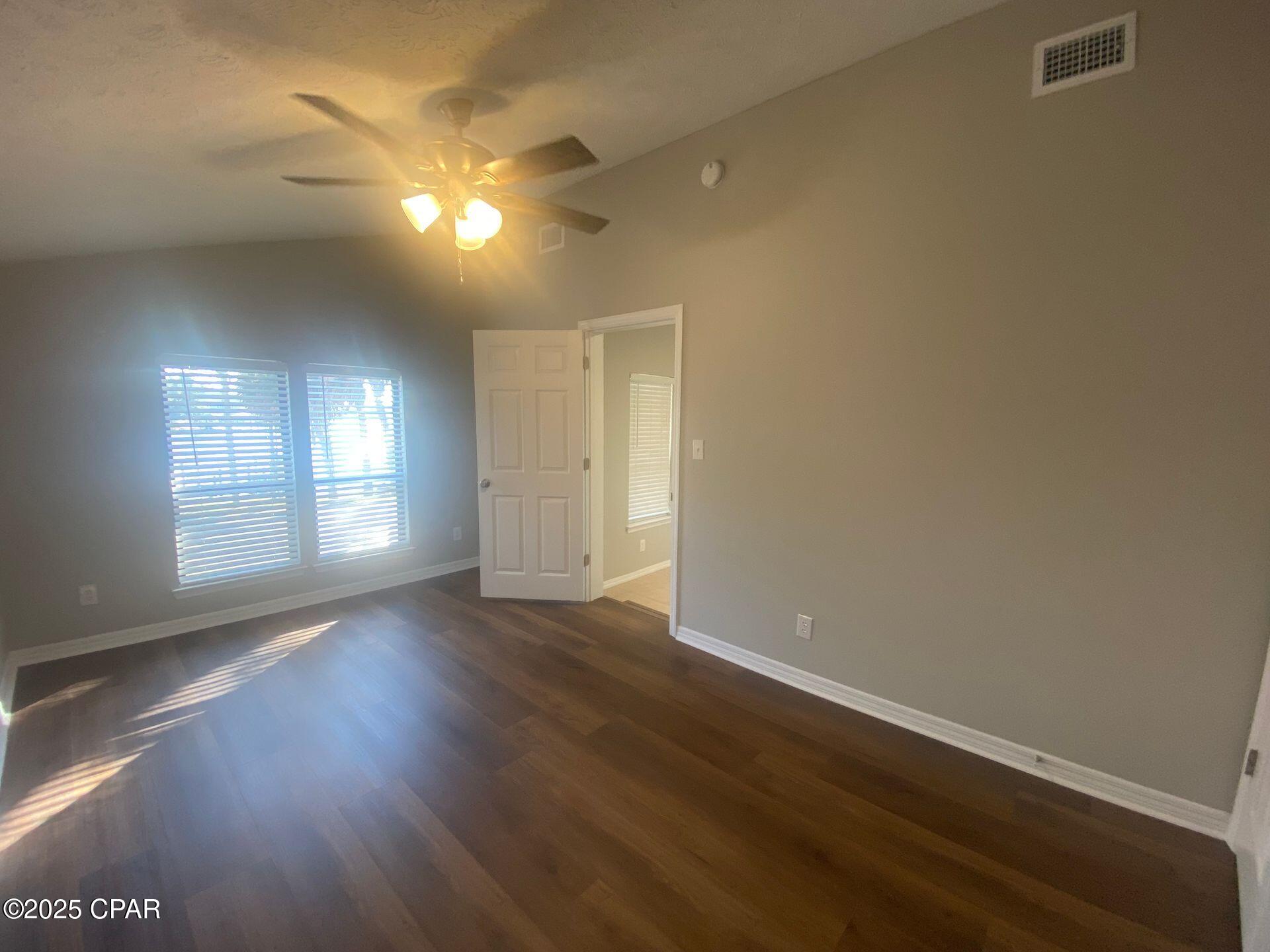 [No Recorded Subdiv] - Residential Lease