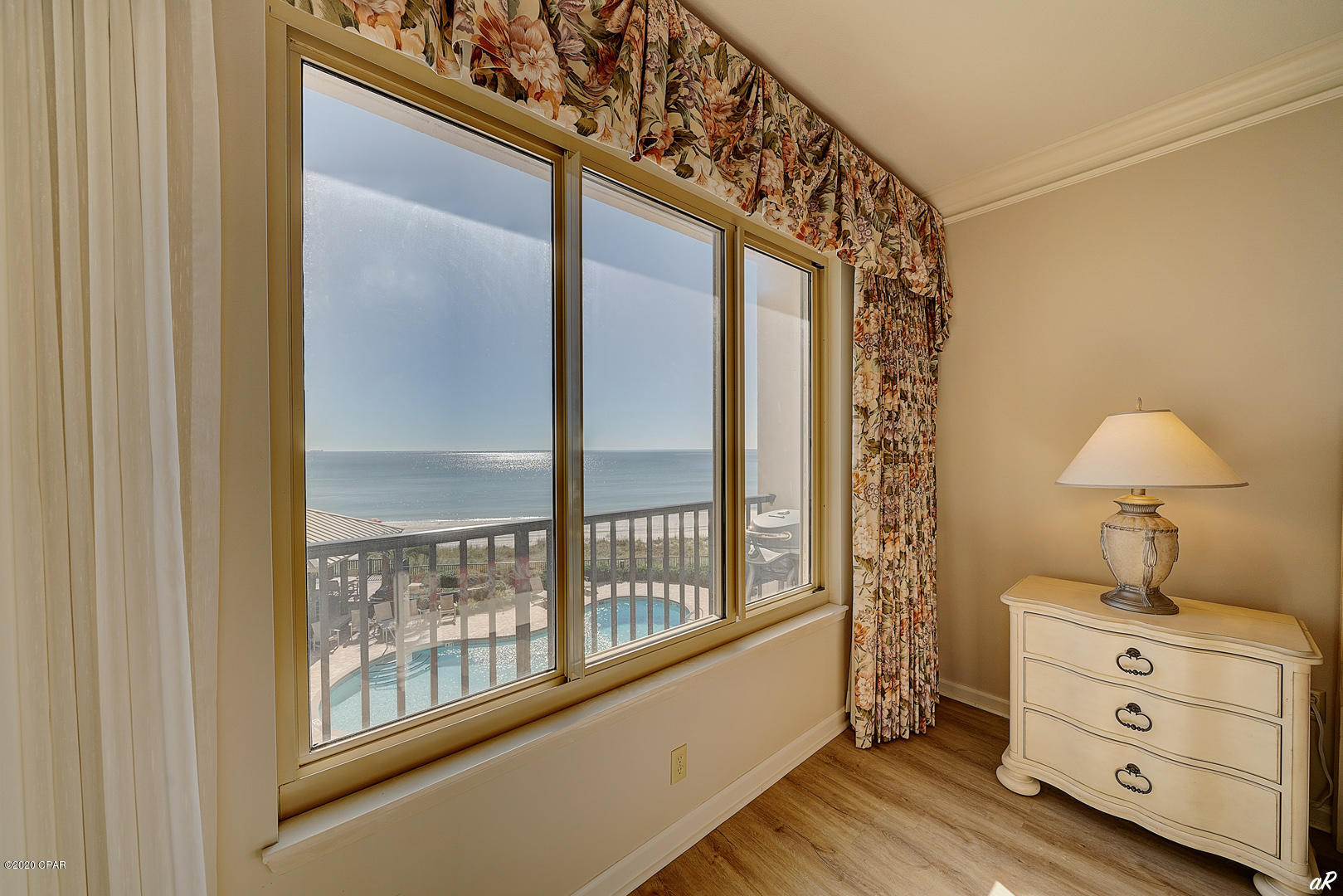 Summerwinds Condo - Residential