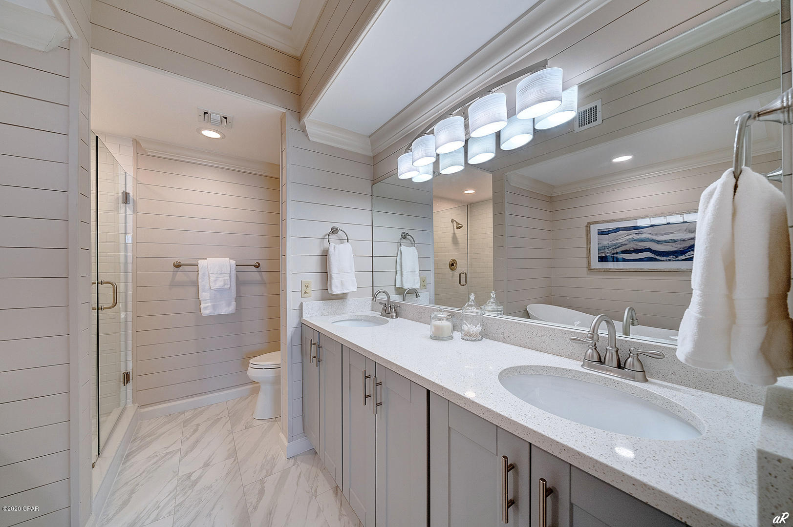 Summerwinds Condo - Residential