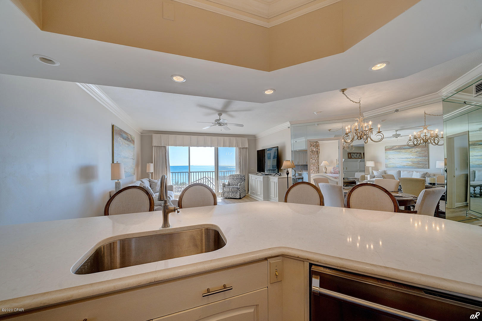 Summerwinds Condo - Residential