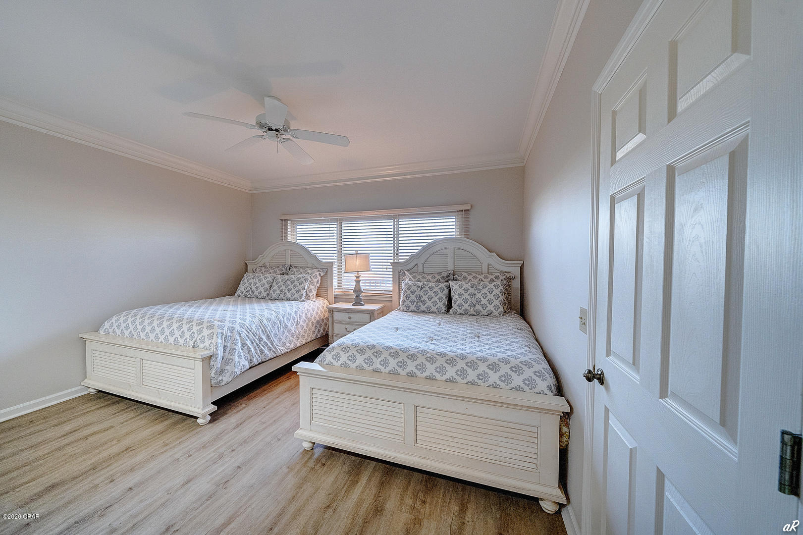 Summerwinds Condo - Residential