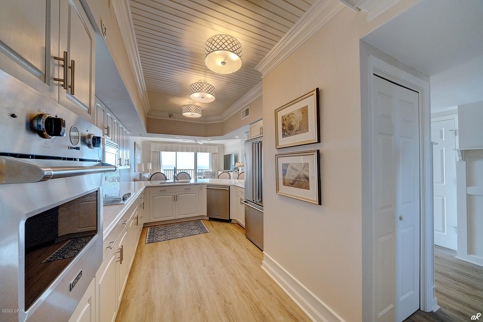 Summerwinds Condo - Residential