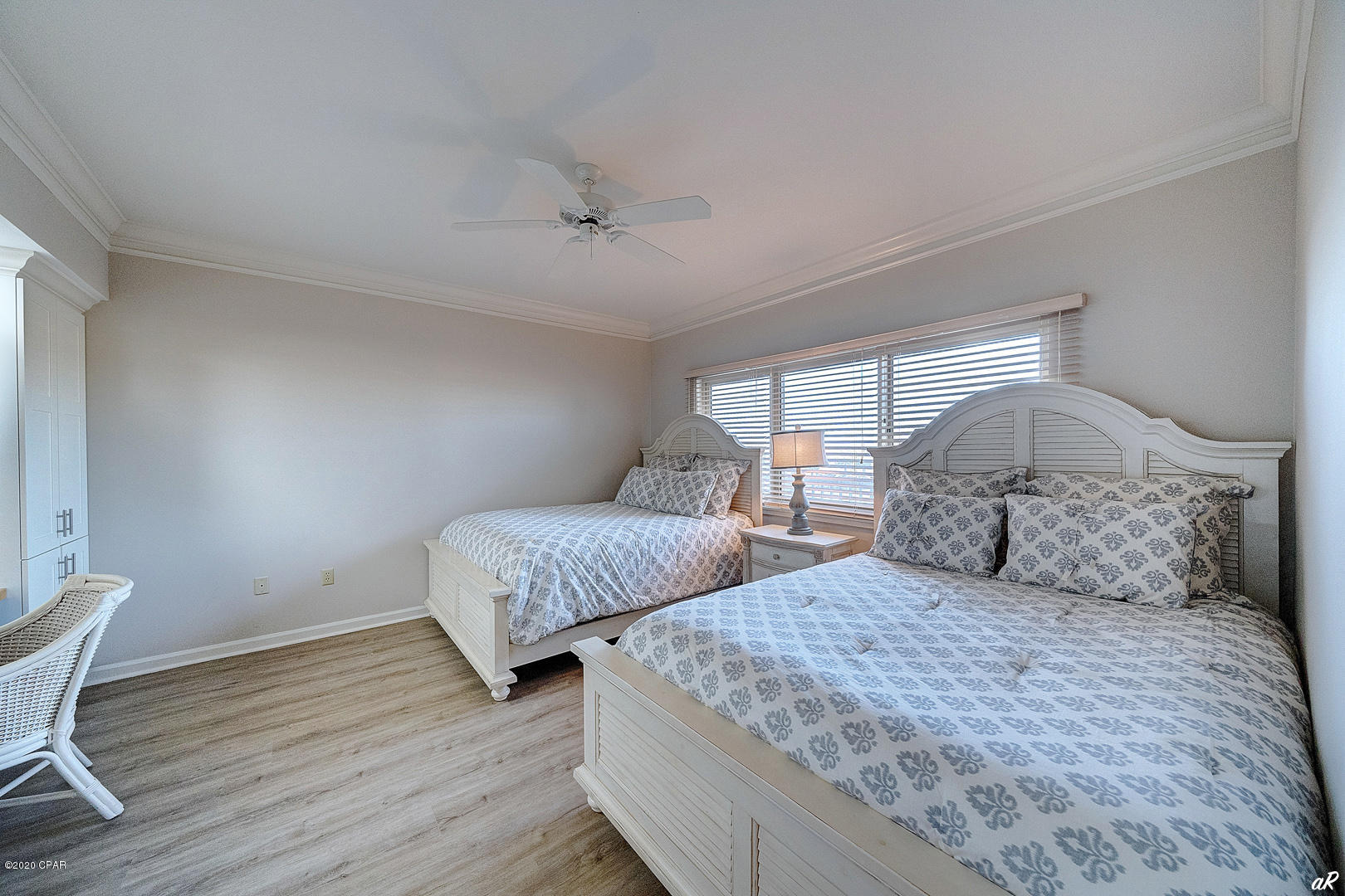 Summerwinds Condo - Residential