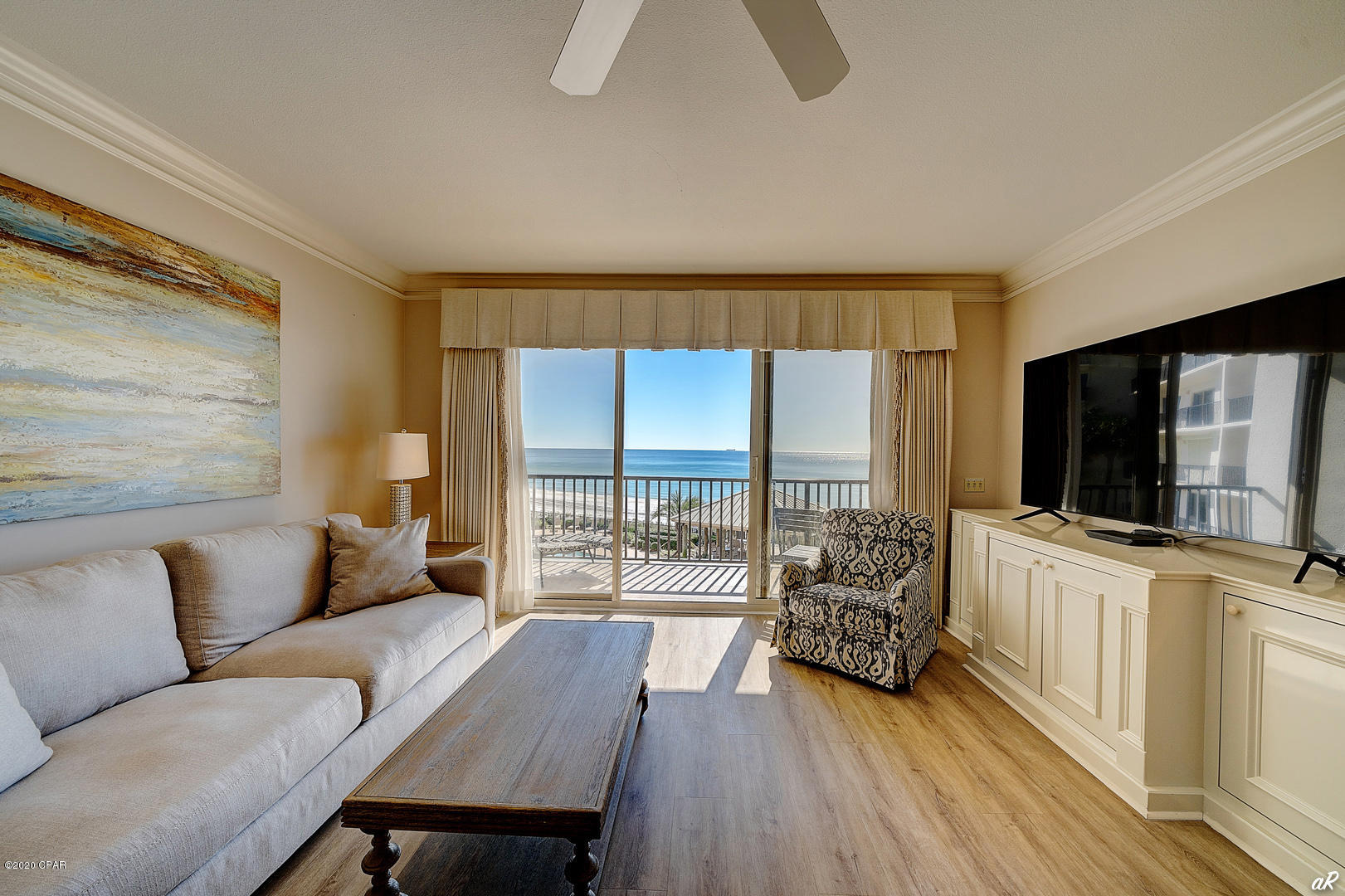 Summerwinds Condo - Residential