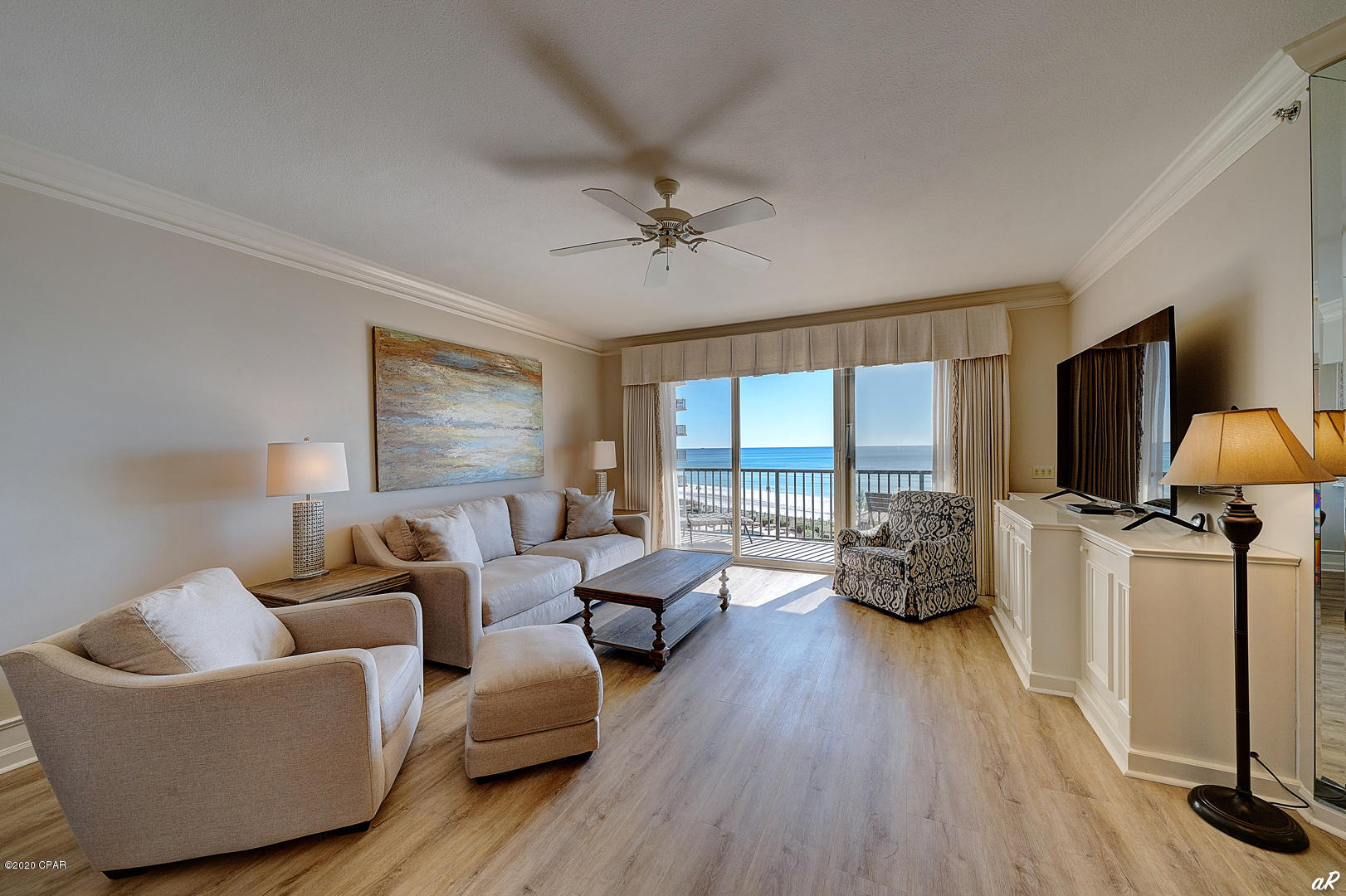 Summerwinds Condo - Residential