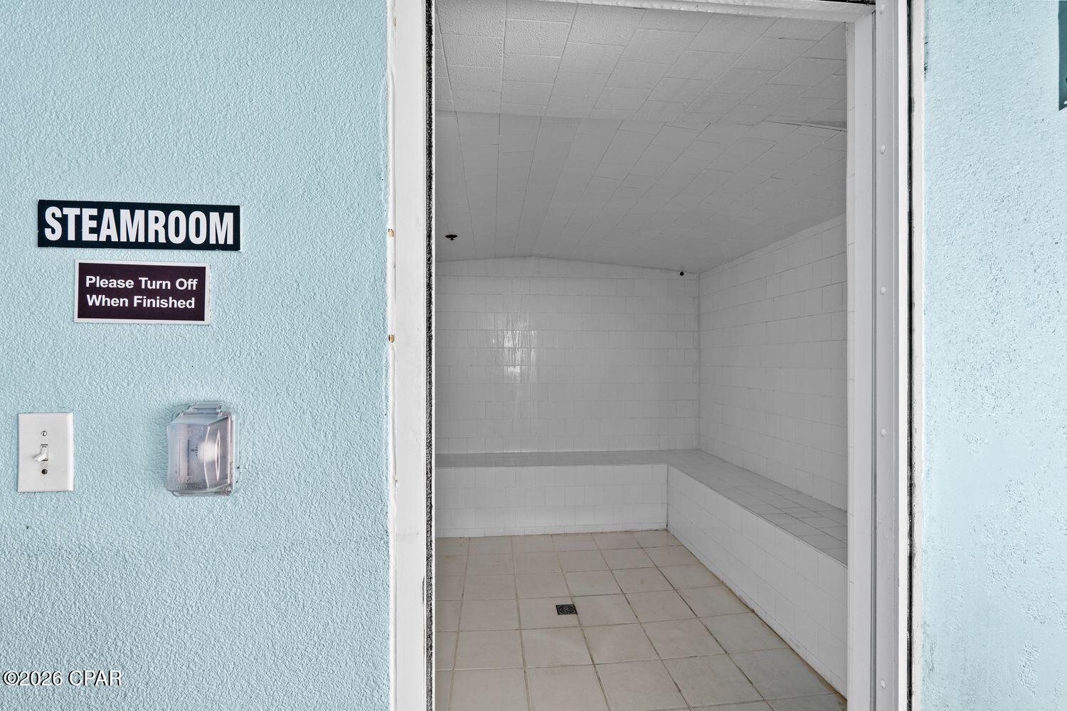 Tropic Winds - Residential