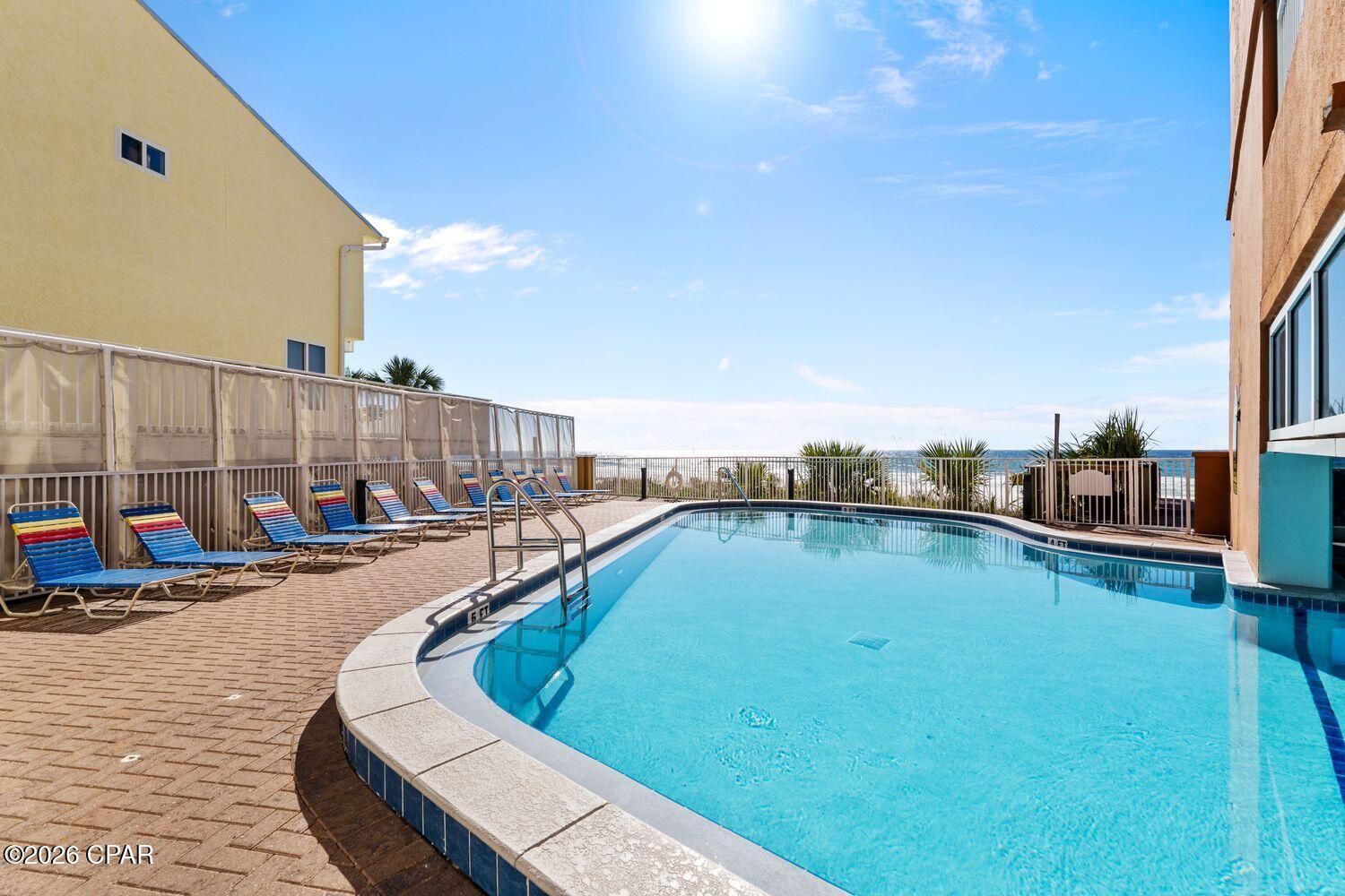 Tropic Winds - Residential