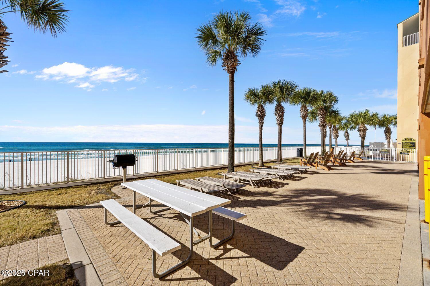 Tropic Winds - Residential