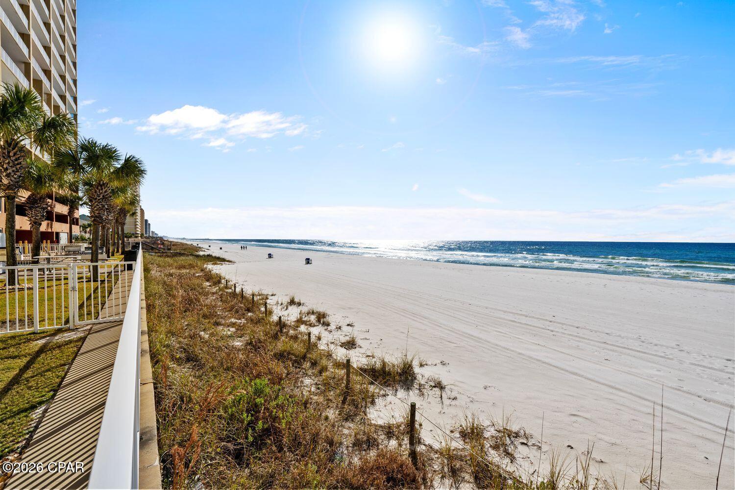 Tropic Winds - Residential