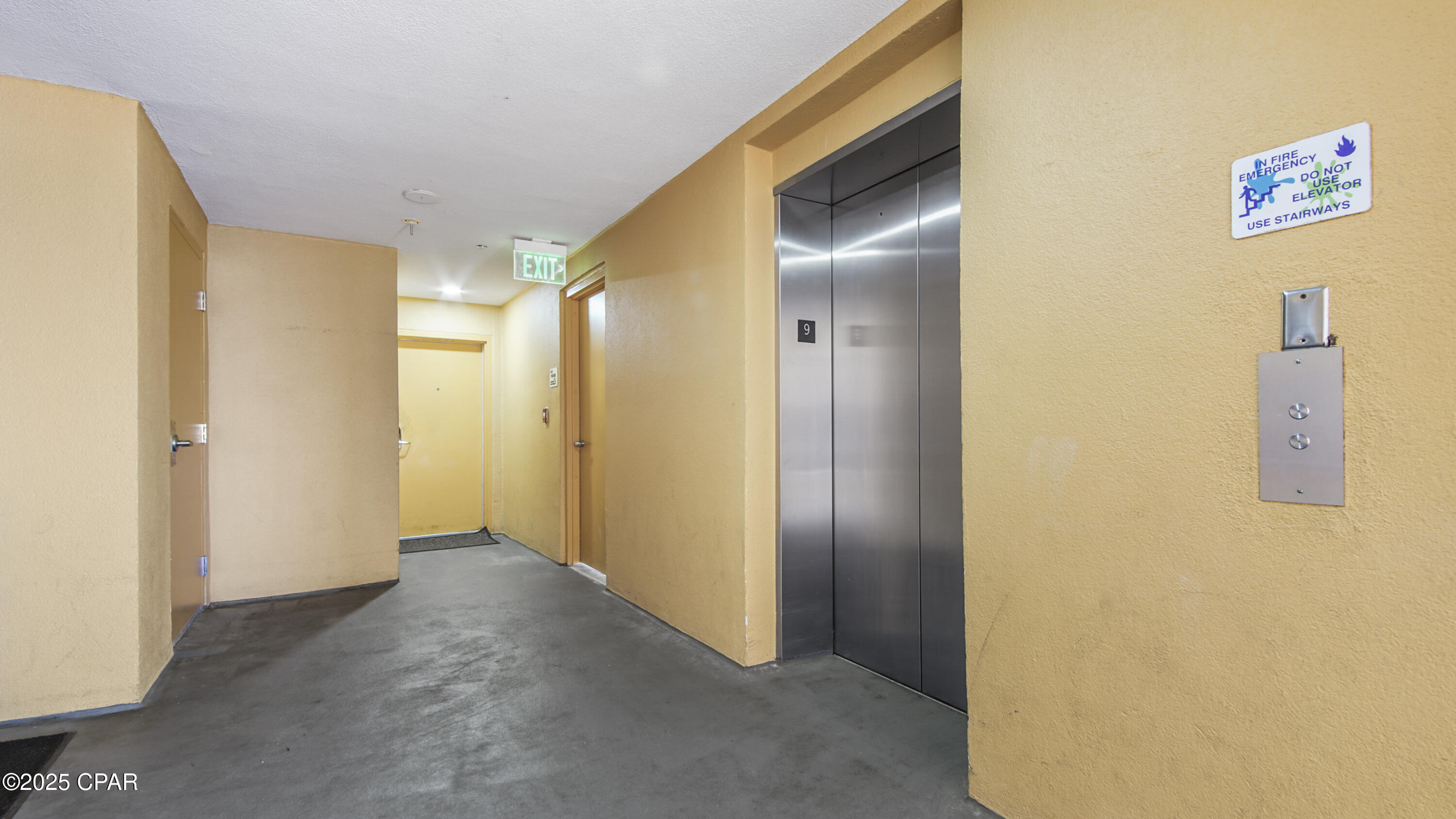 Splash Condo - Residential